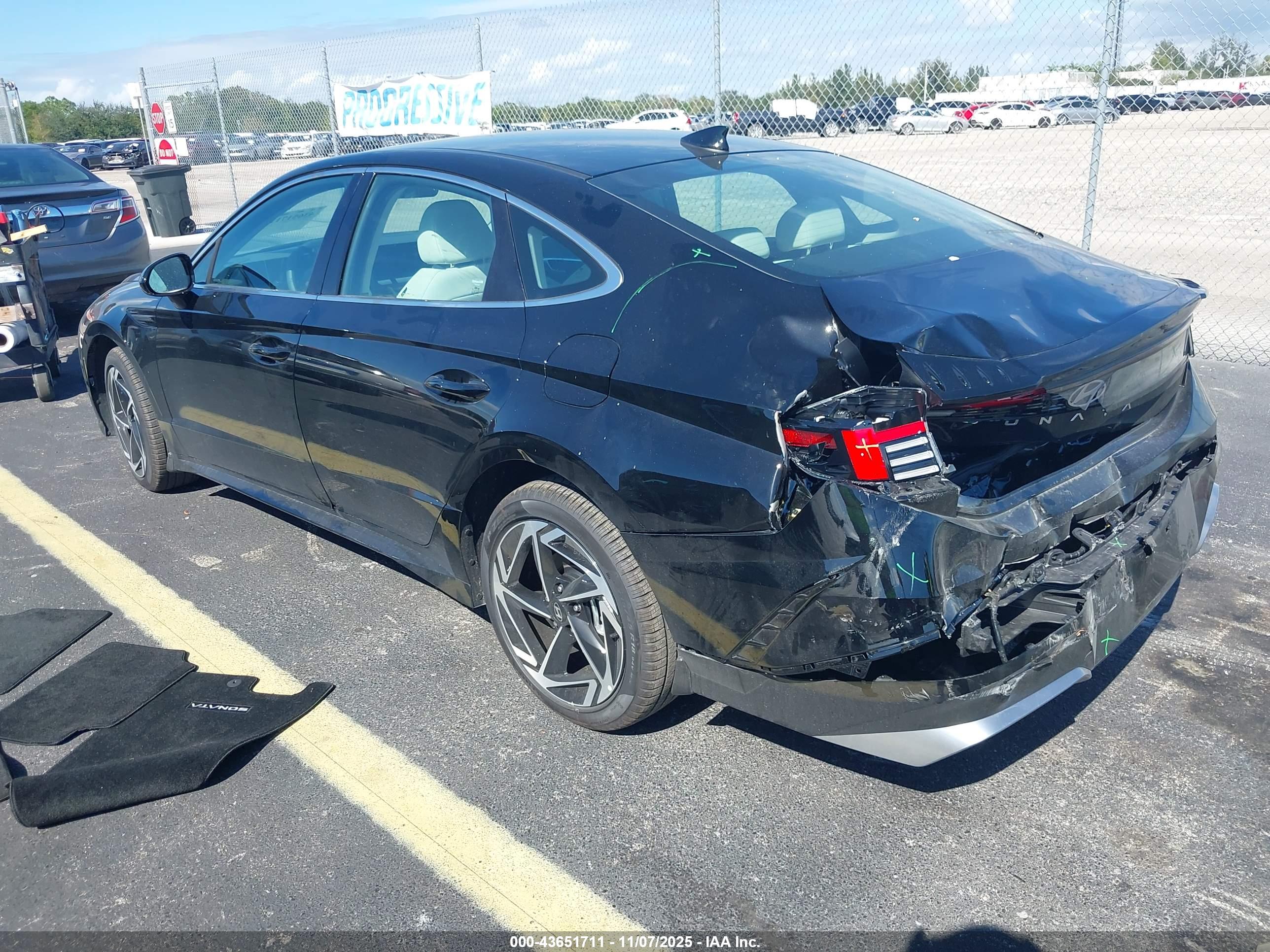 HYUNDAI SONATA image 3