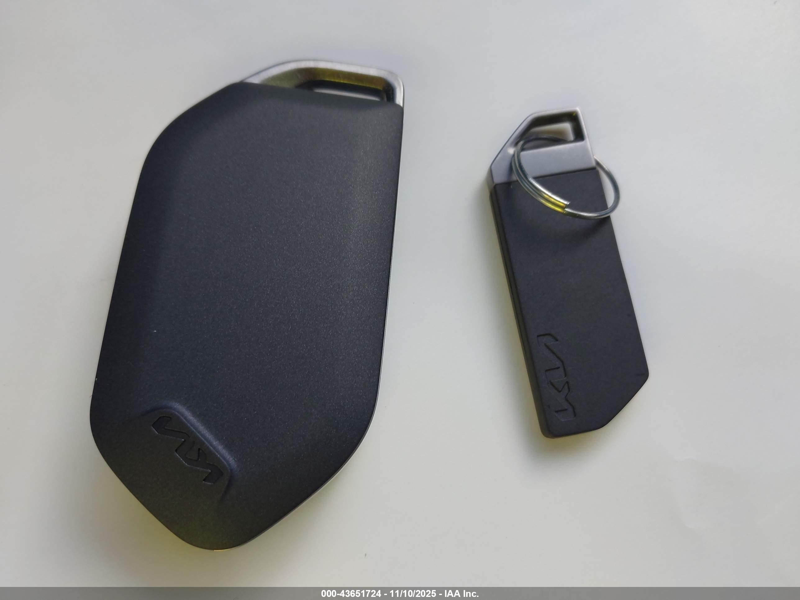 KIA K4 image 11