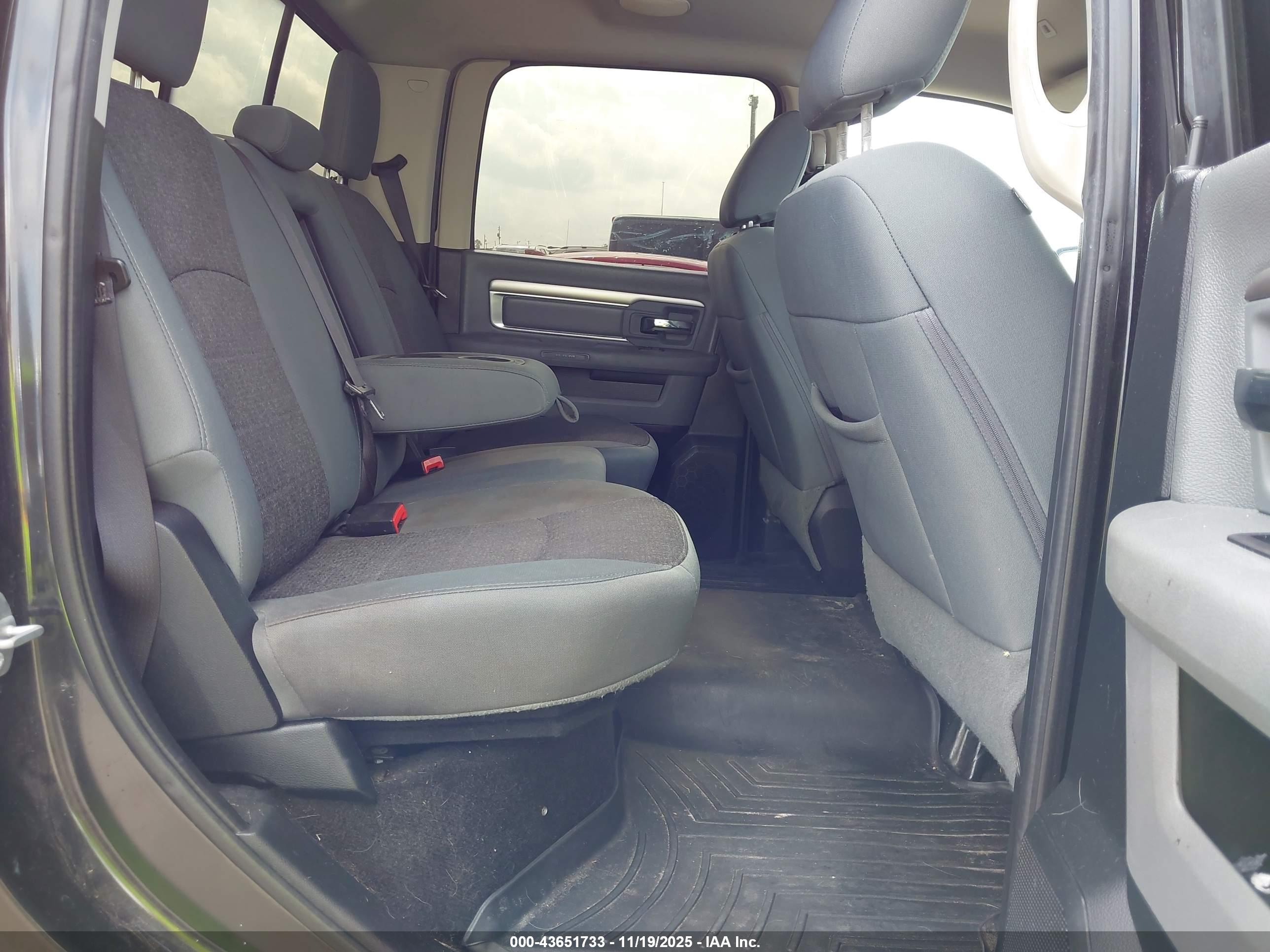 RAM 1500 image 8
