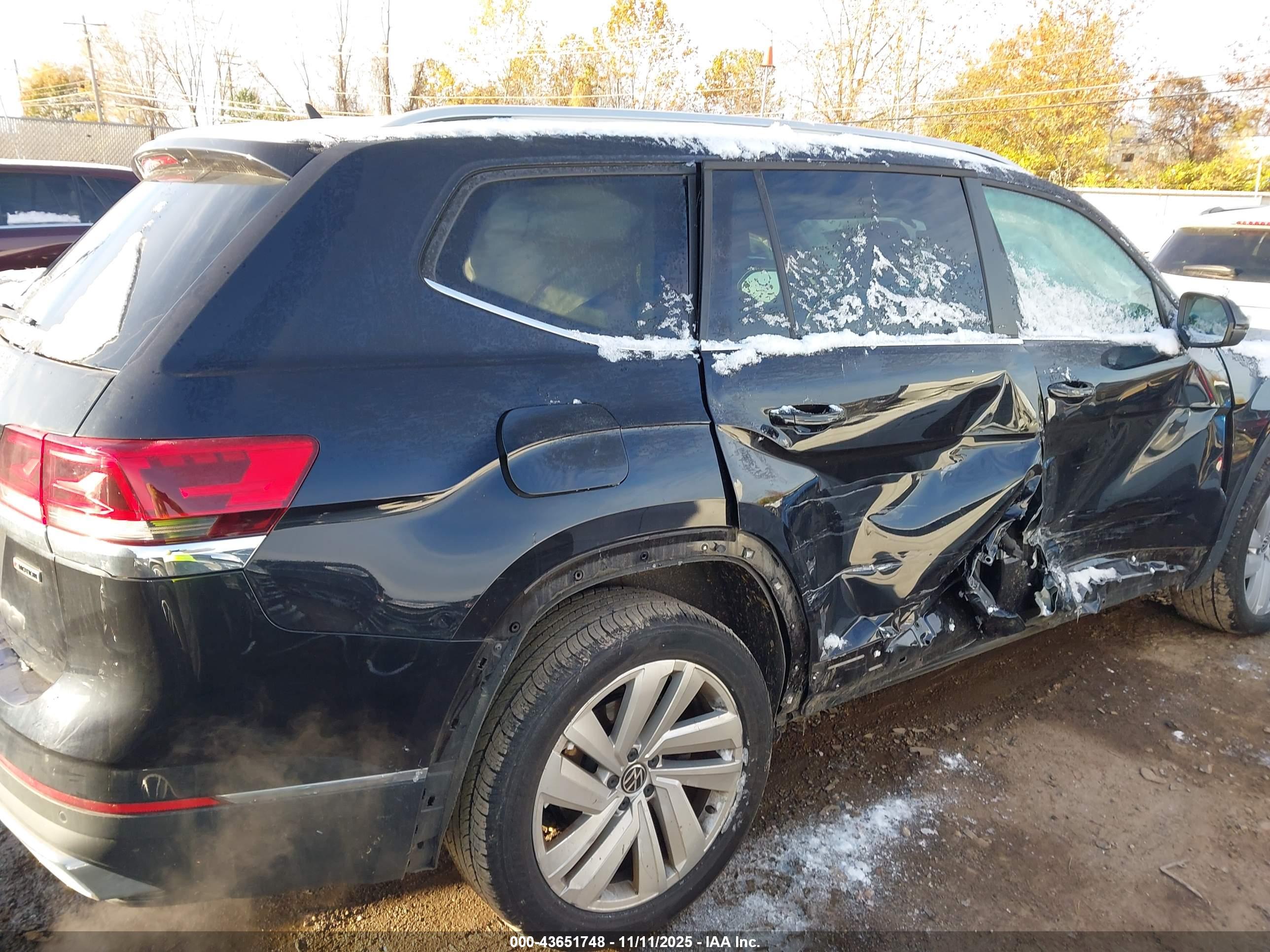 VOLKSWAGEN ATLAS image 6