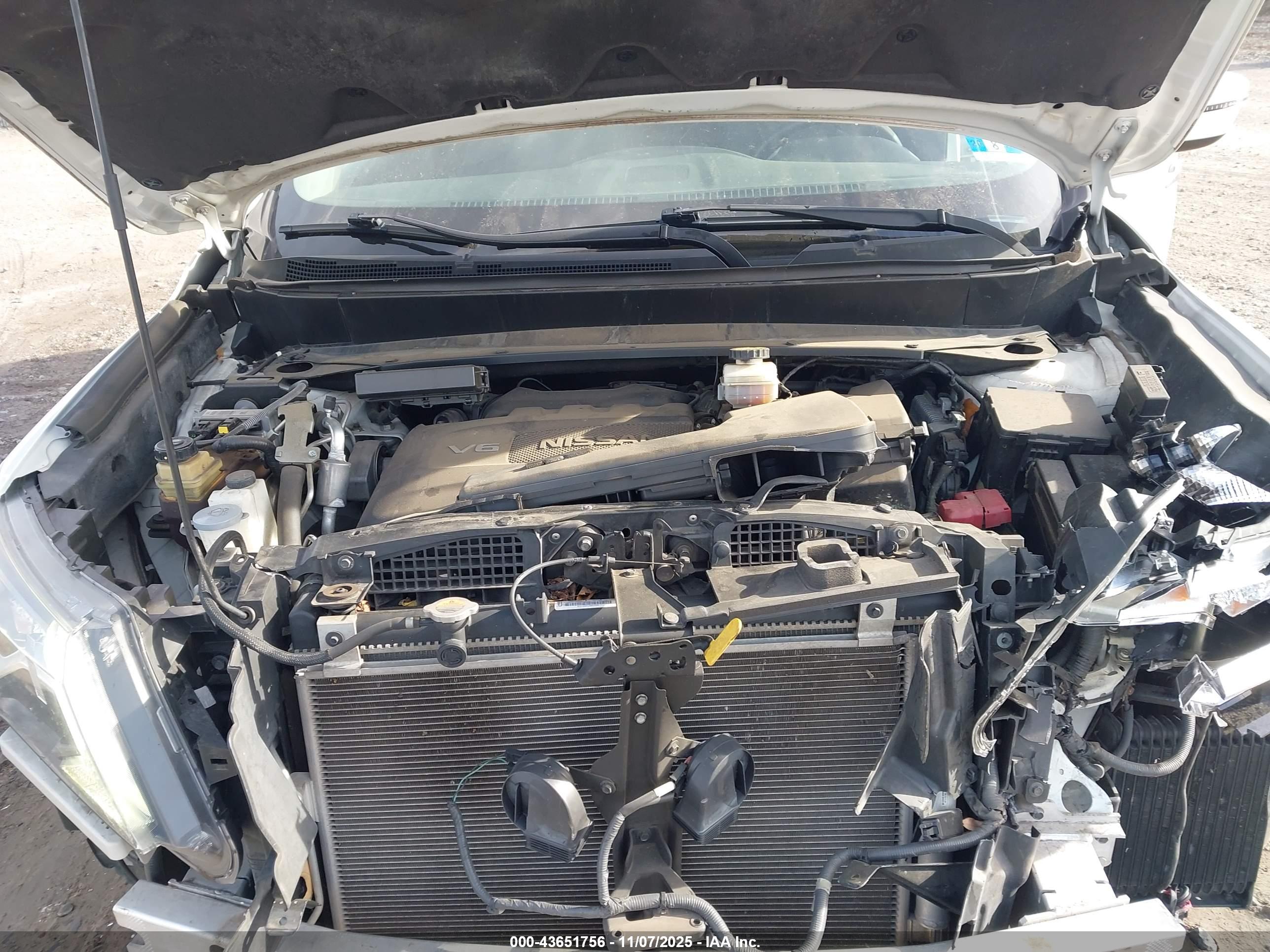 NISSAN PATHFINDER image 10