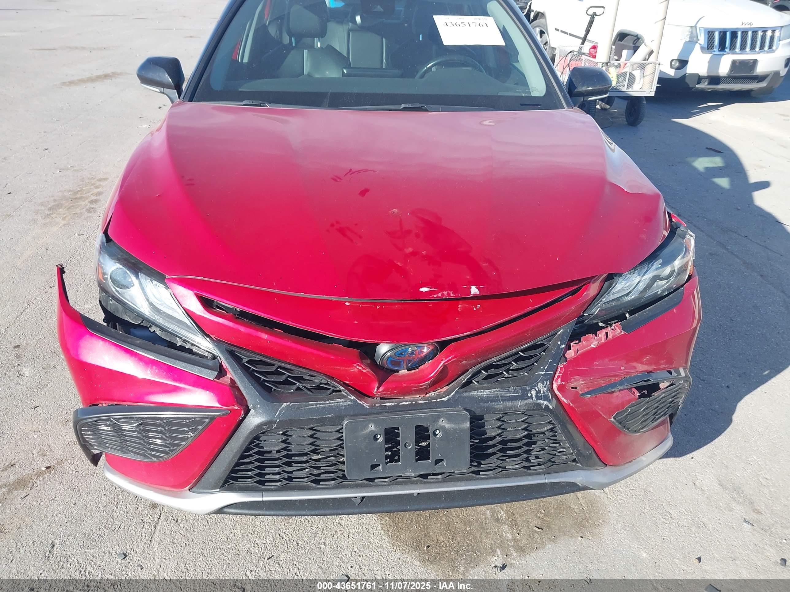 TOYOTA CAMRY image 6