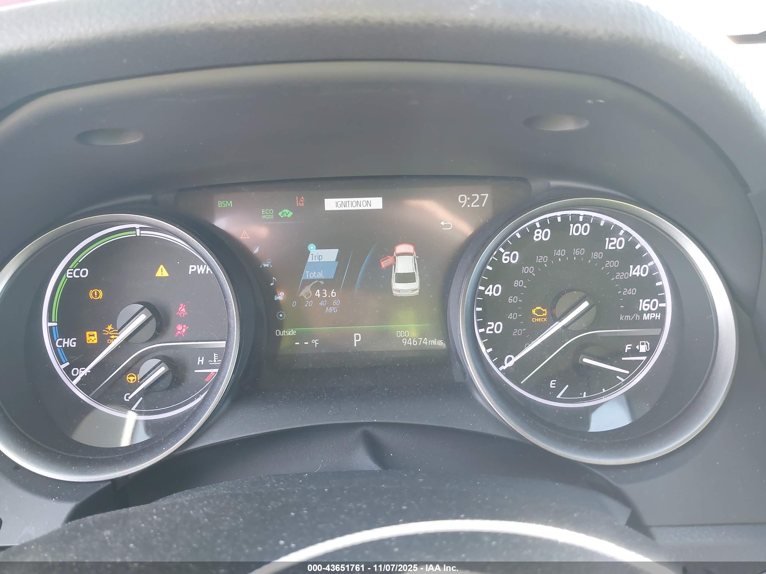 TOYOTA CAMRY image 7