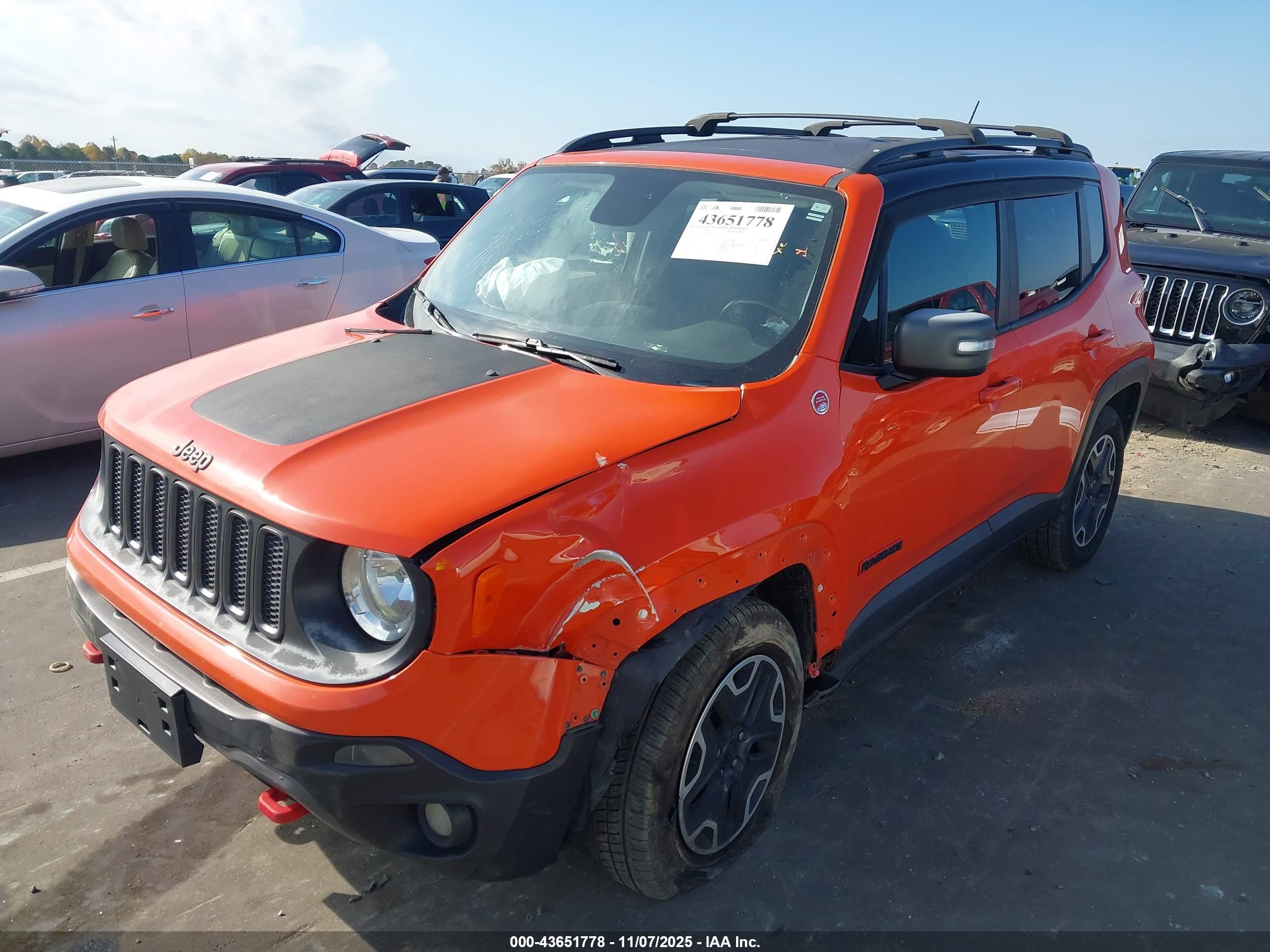 JEEP RENEGADE image 2