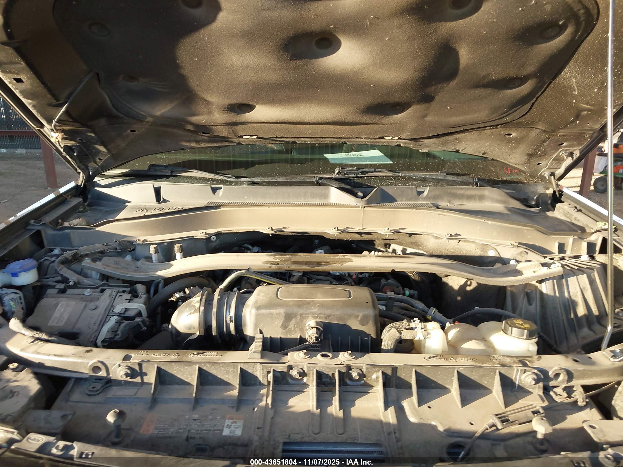 FORD EXPLORER image 10
