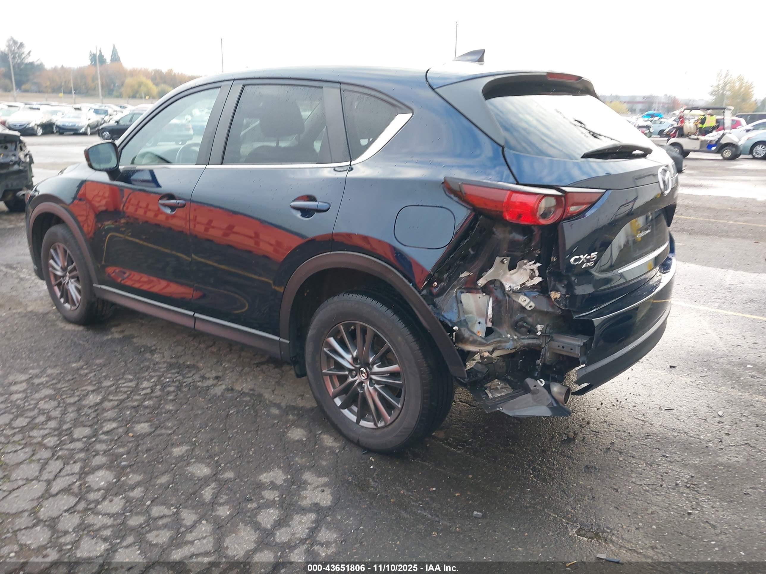 MAZDA CX-5 image 3