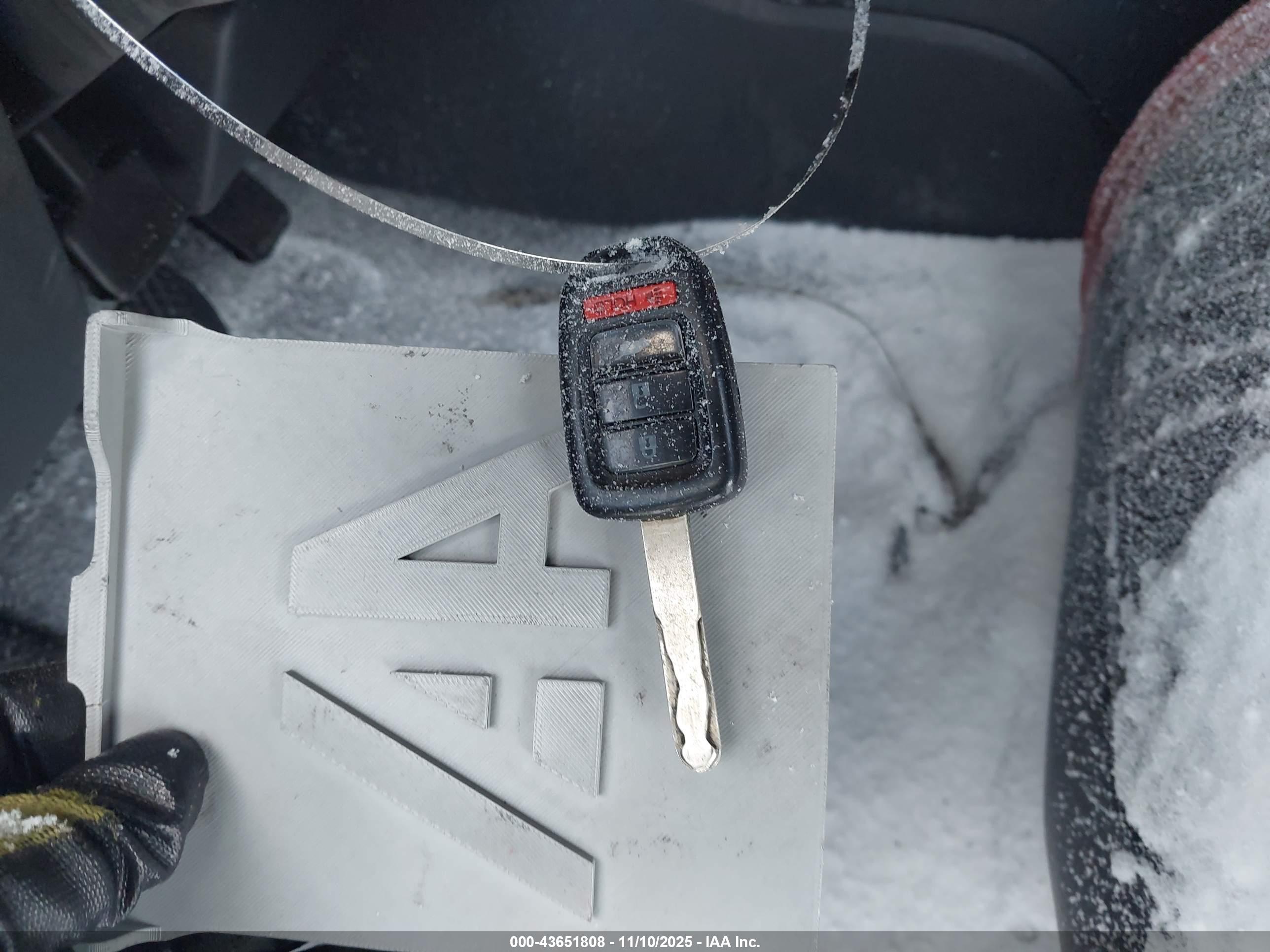HONDA CR-V image 11