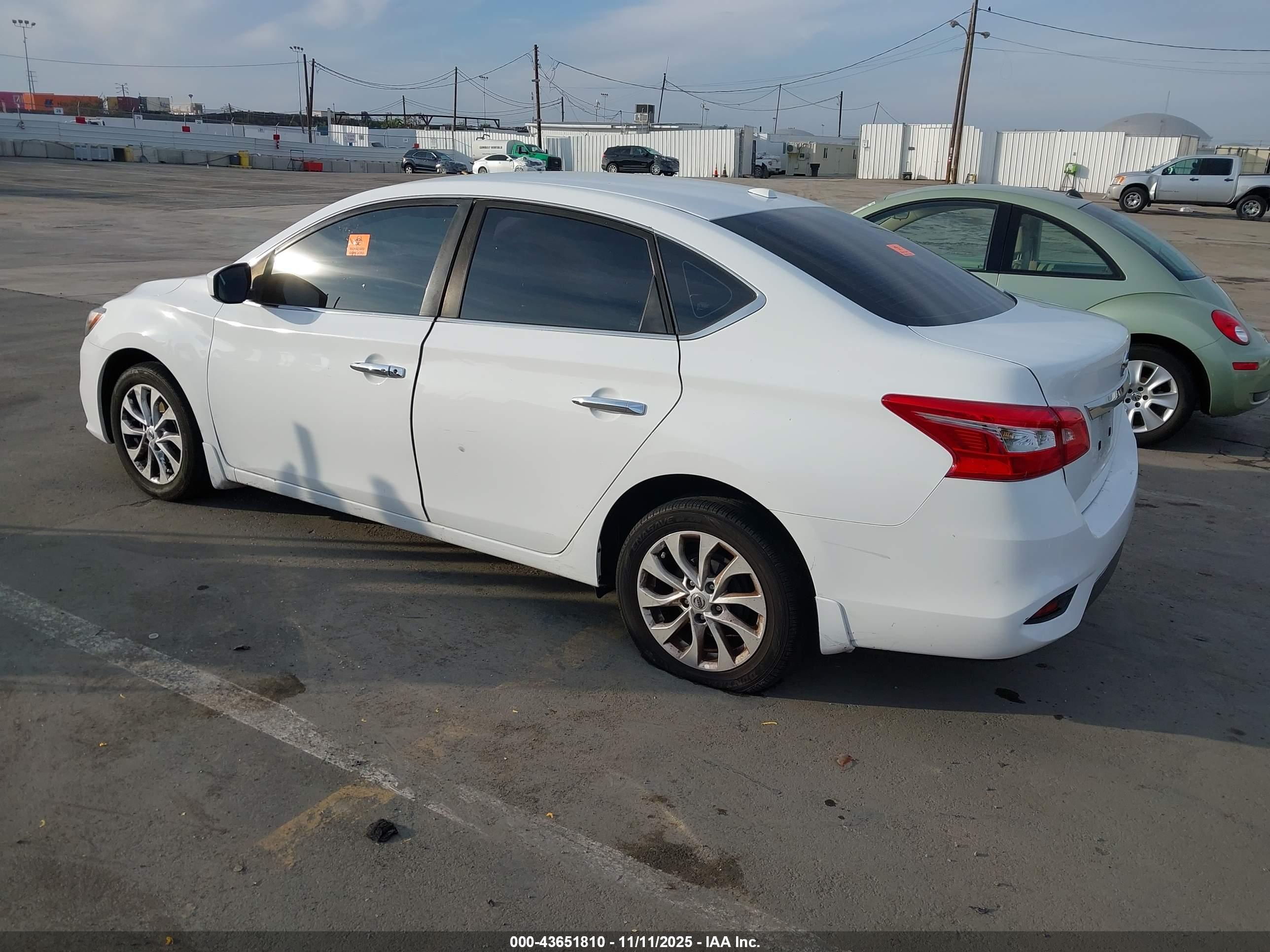 NISSAN SENTRA image 3