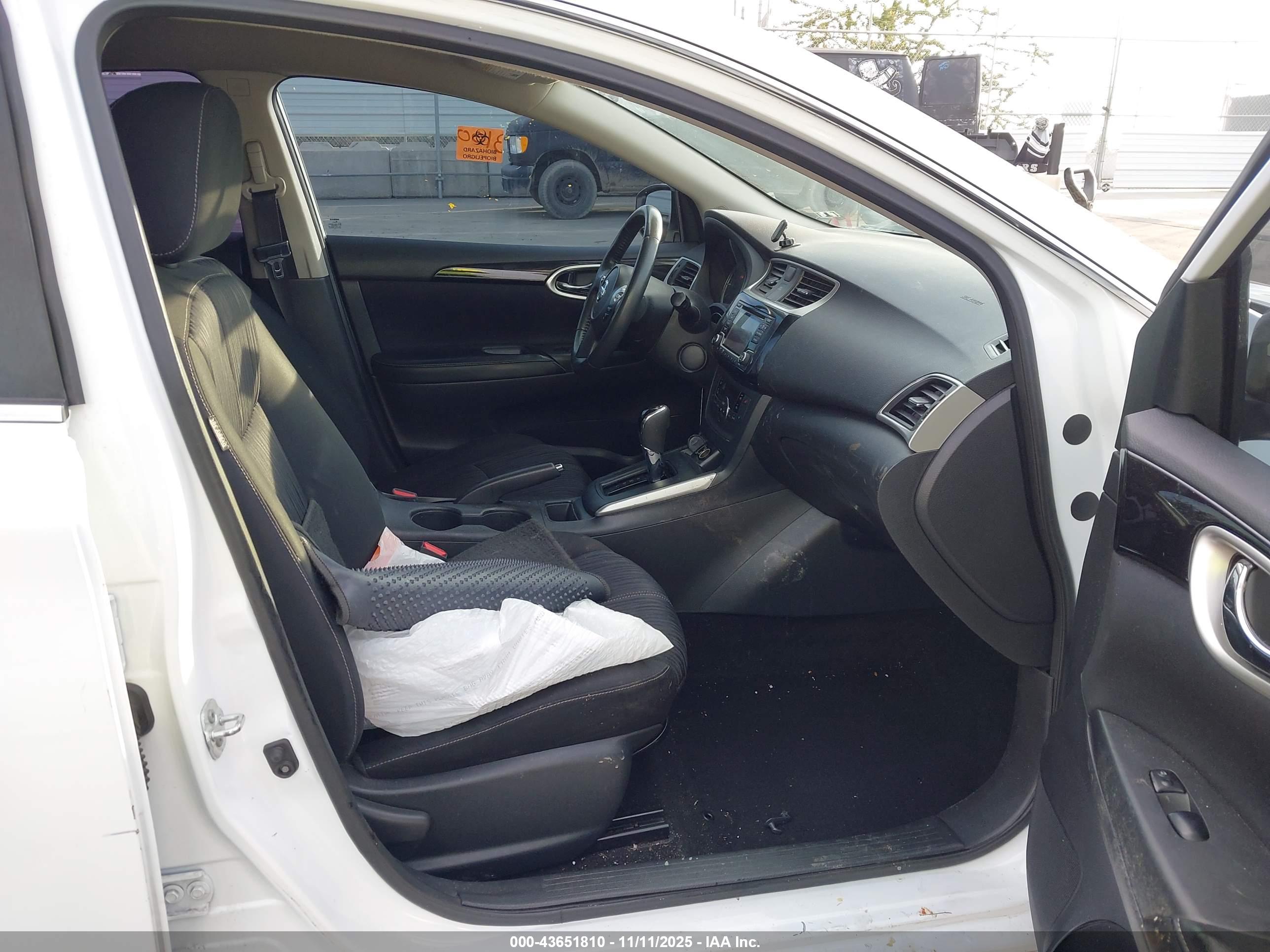NISSAN SENTRA image 5