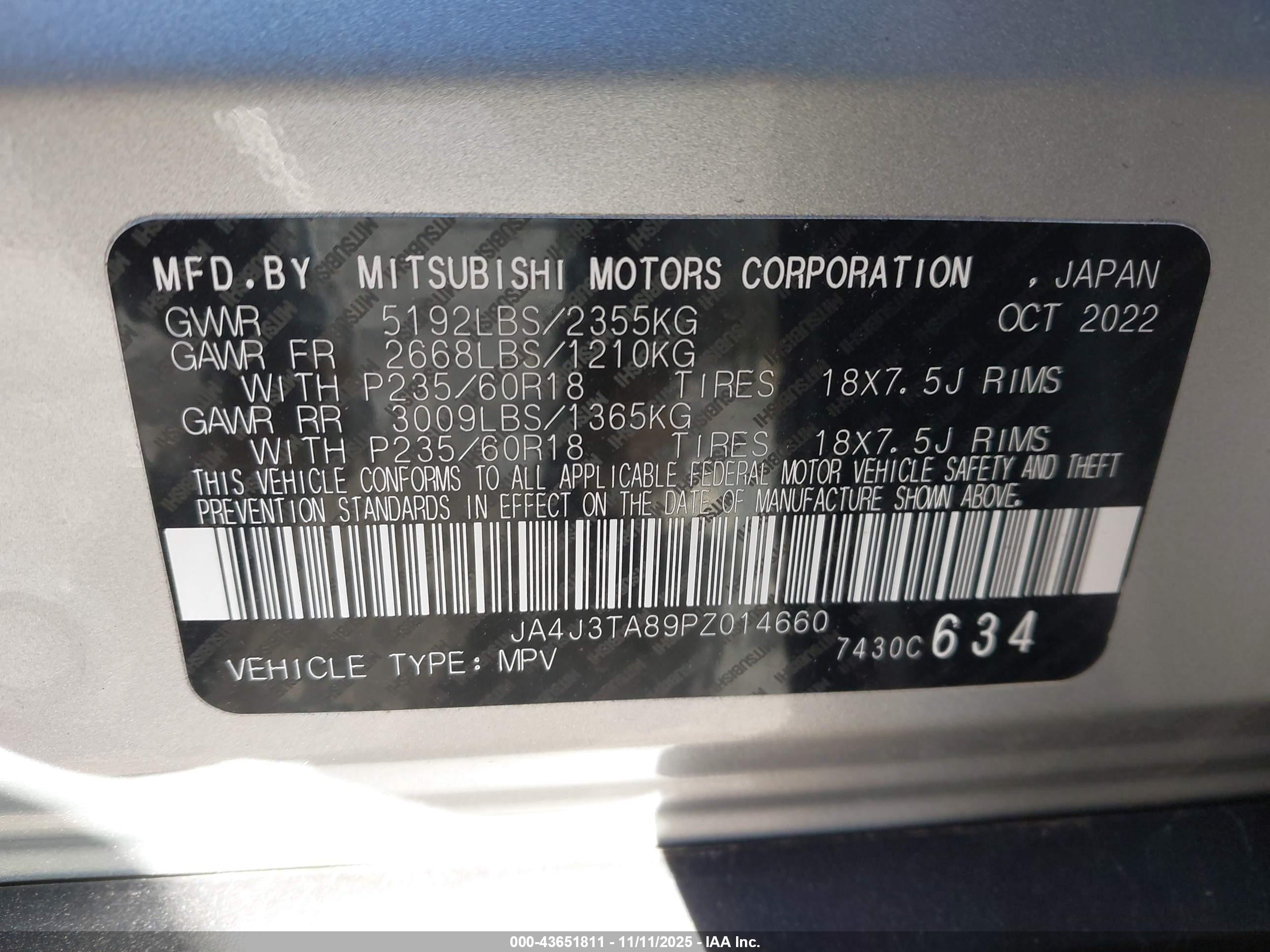 MITSUBISHI OUTLANDER image 9