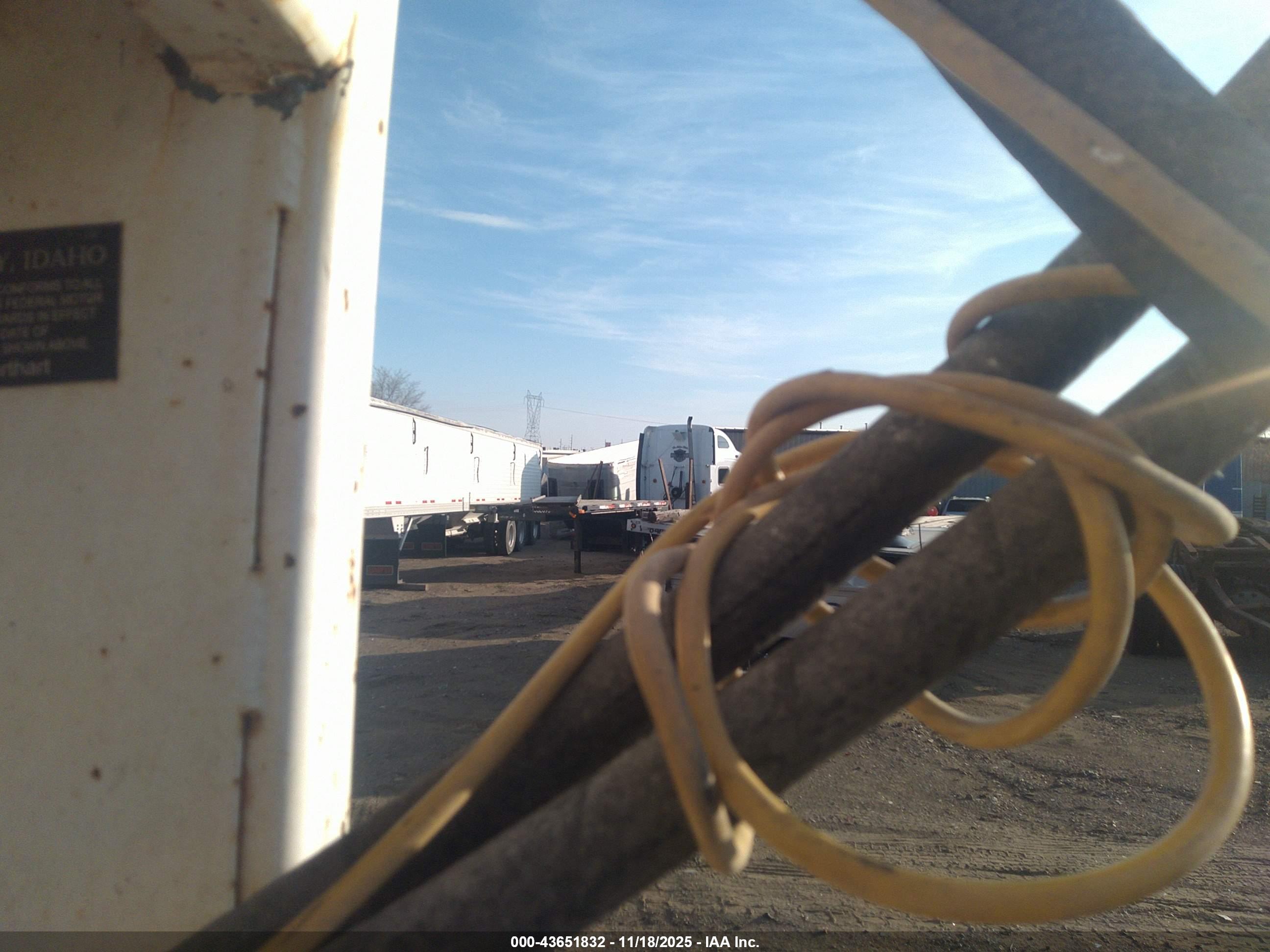 TRAILER BIW image 11
