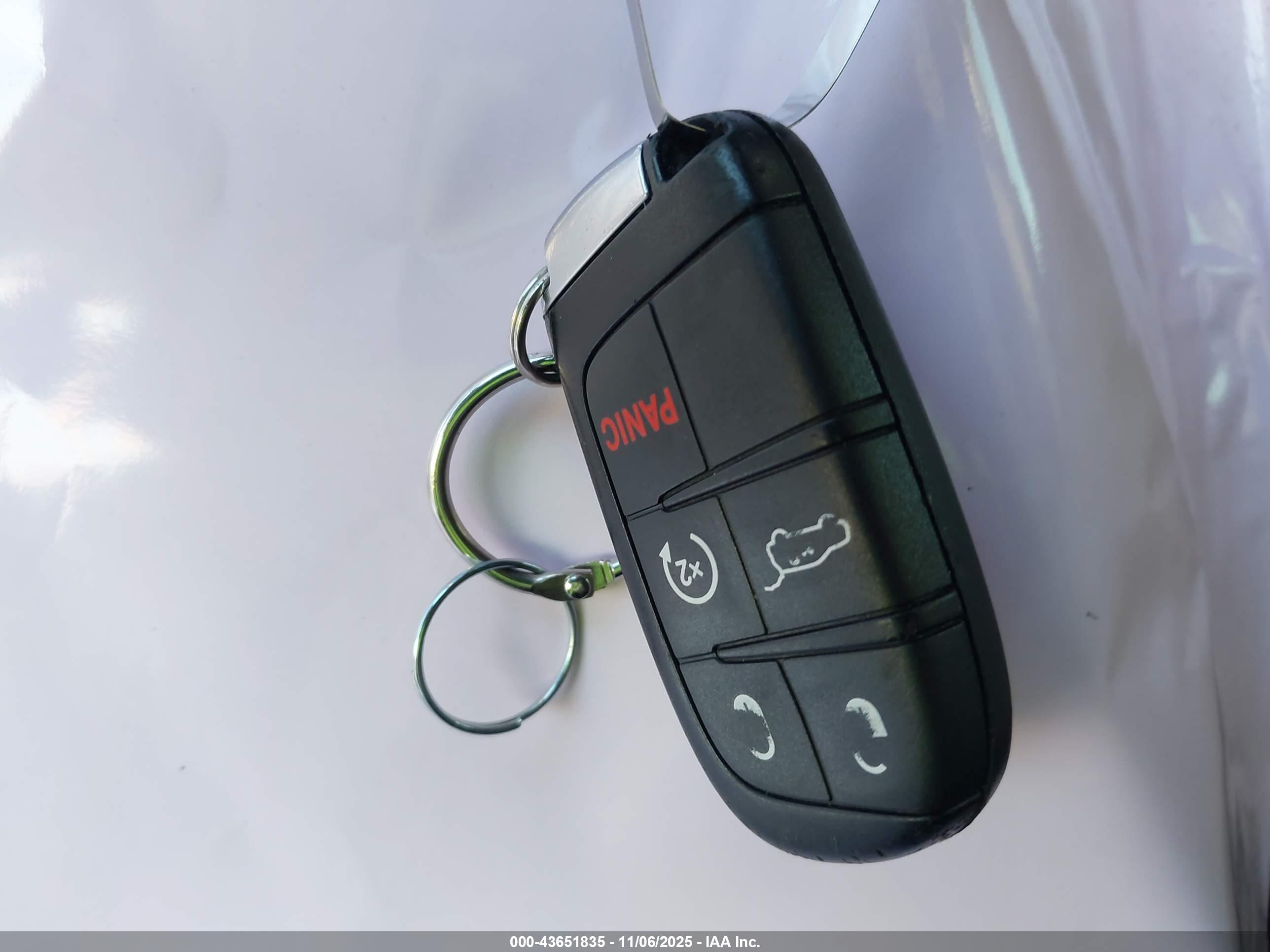 JEEP GRAND image 11