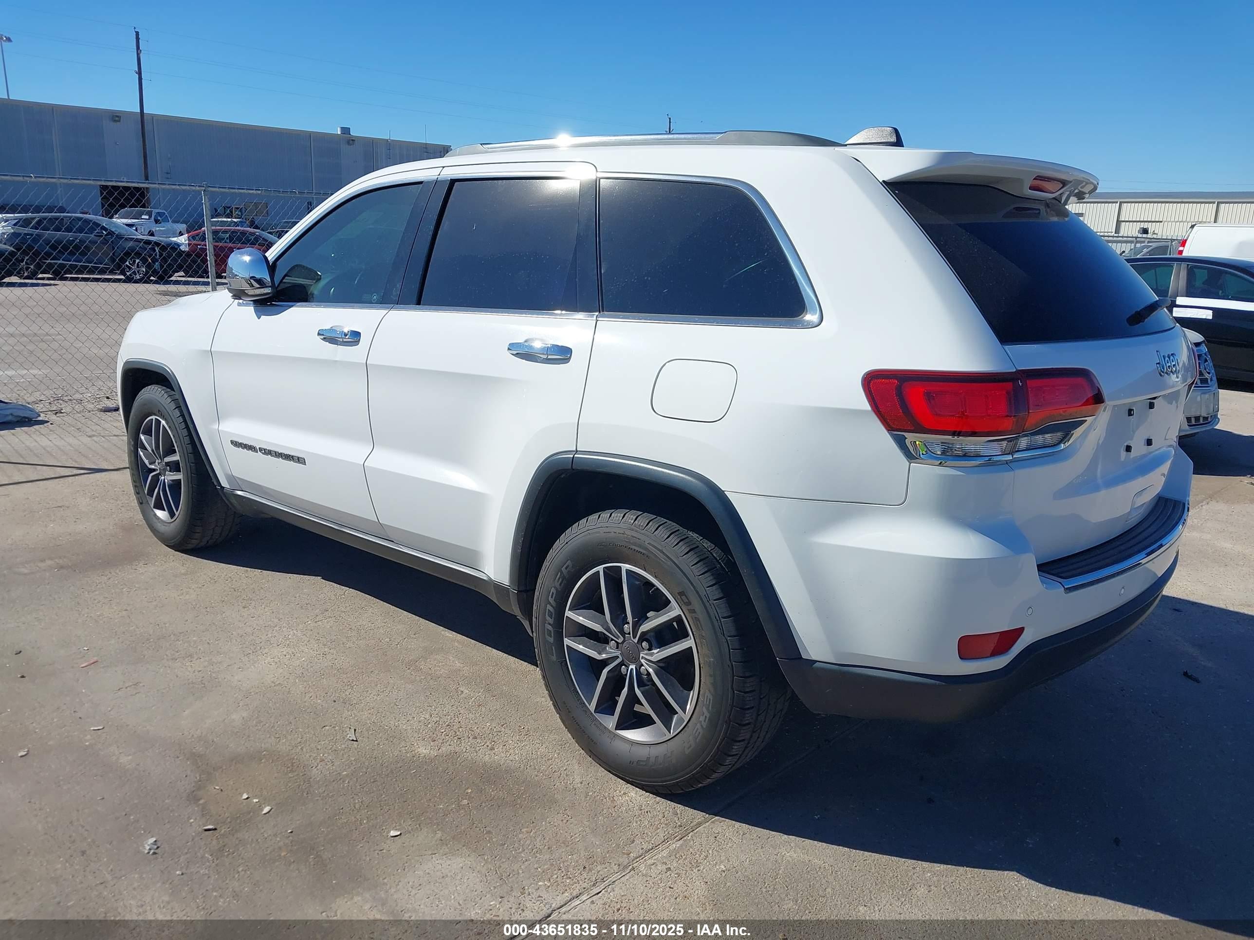JEEP GRAND image 3