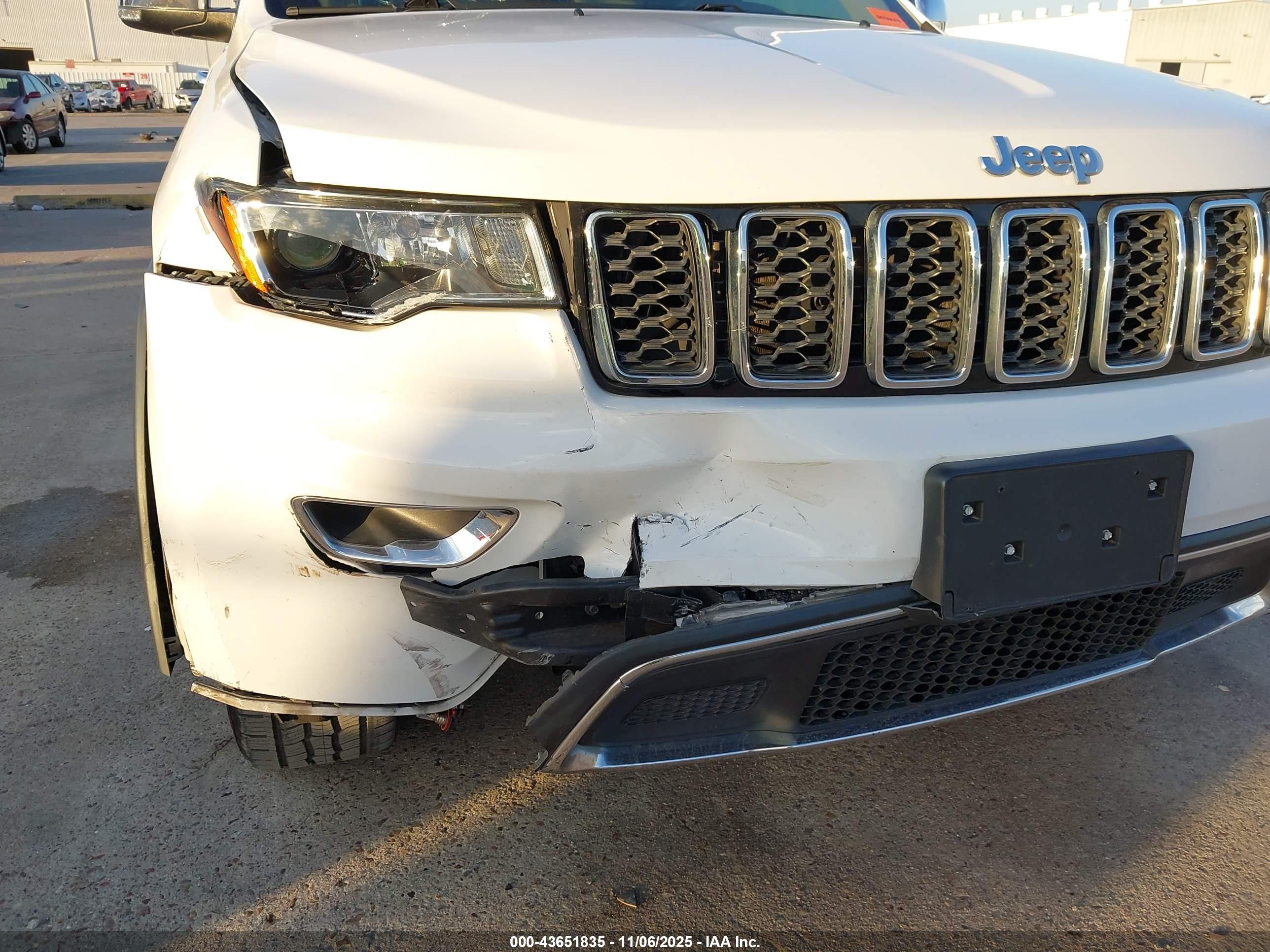 JEEP GRAND image 6