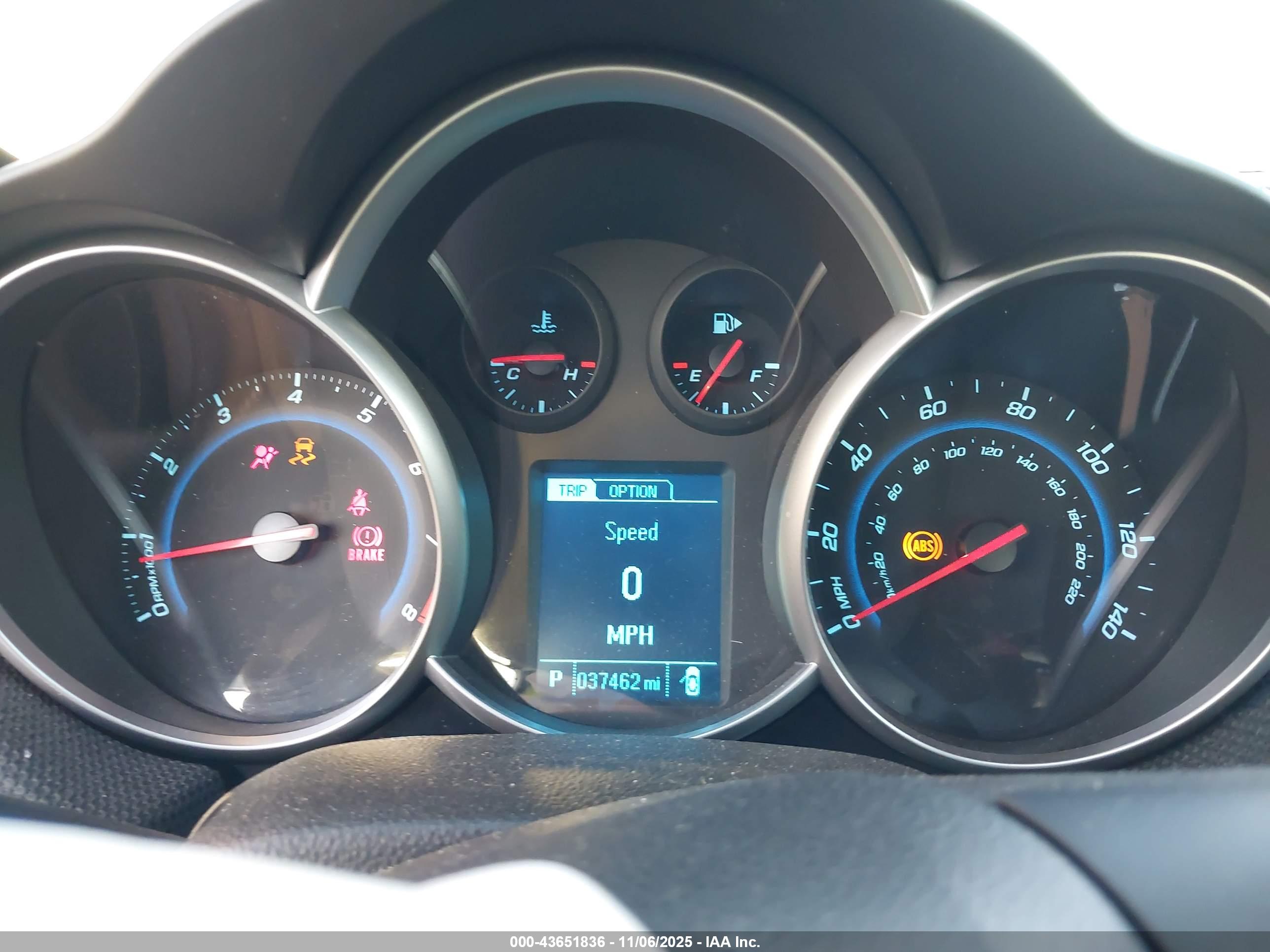 CHEVROLET CRUZE image 7