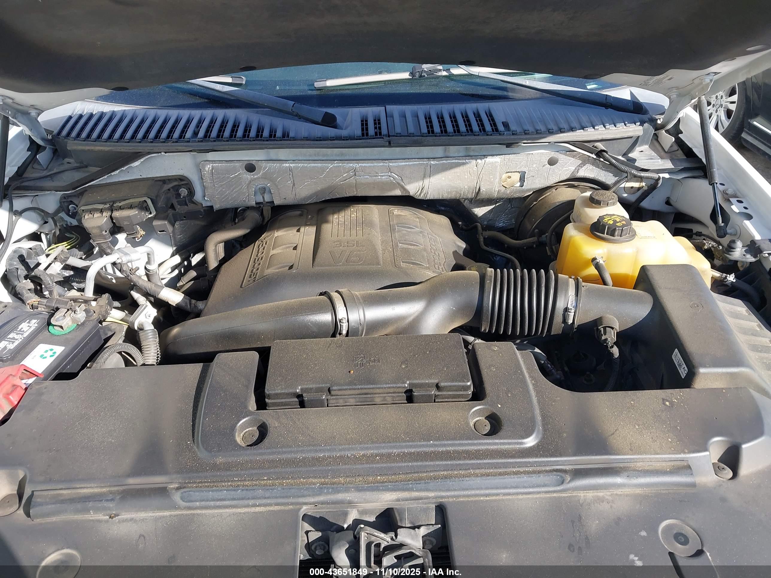 FORD EXPEDITION image 10
