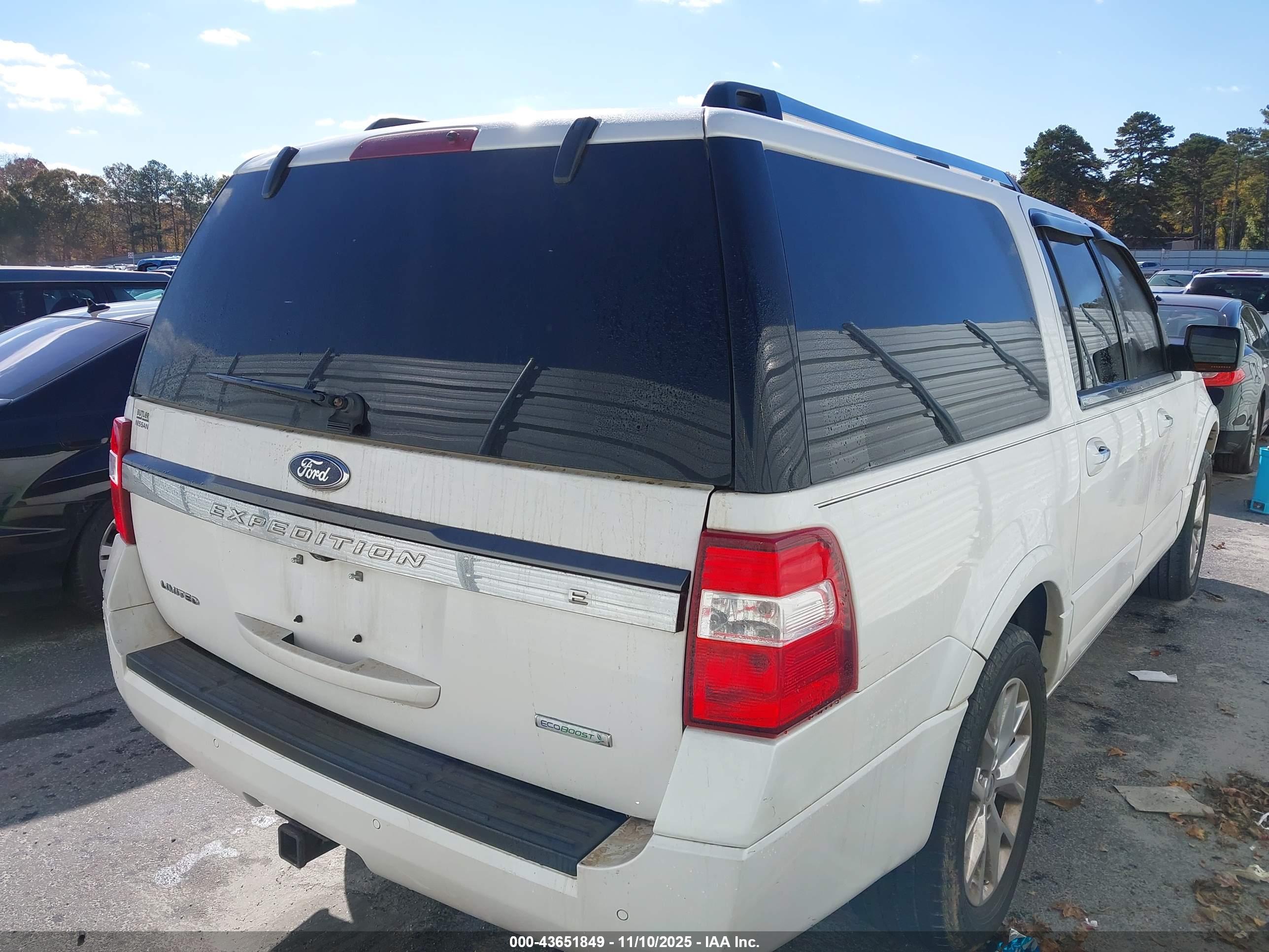 FORD EXPEDITION image 4