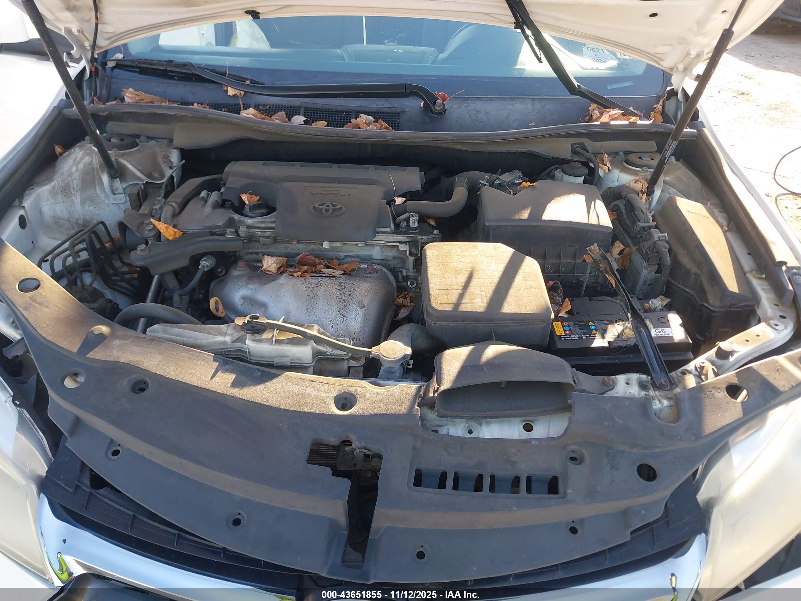 TOYOTA CAMRY image 10