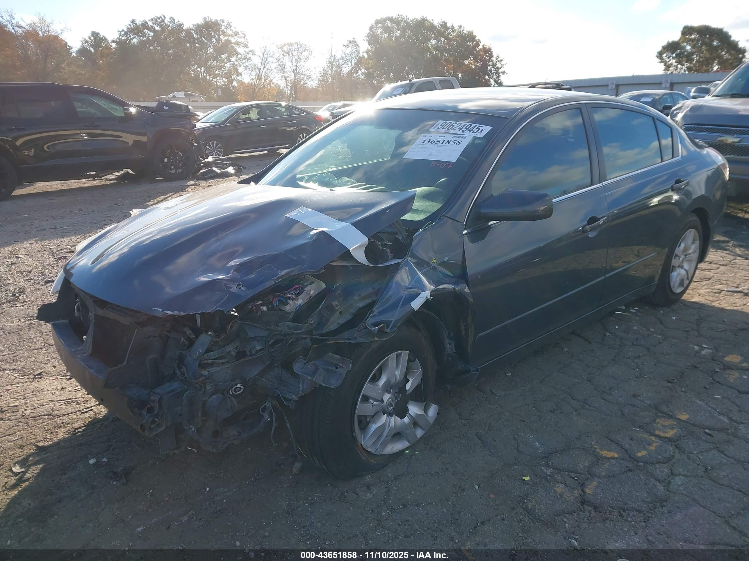 NISSAN ALTIMA image 2