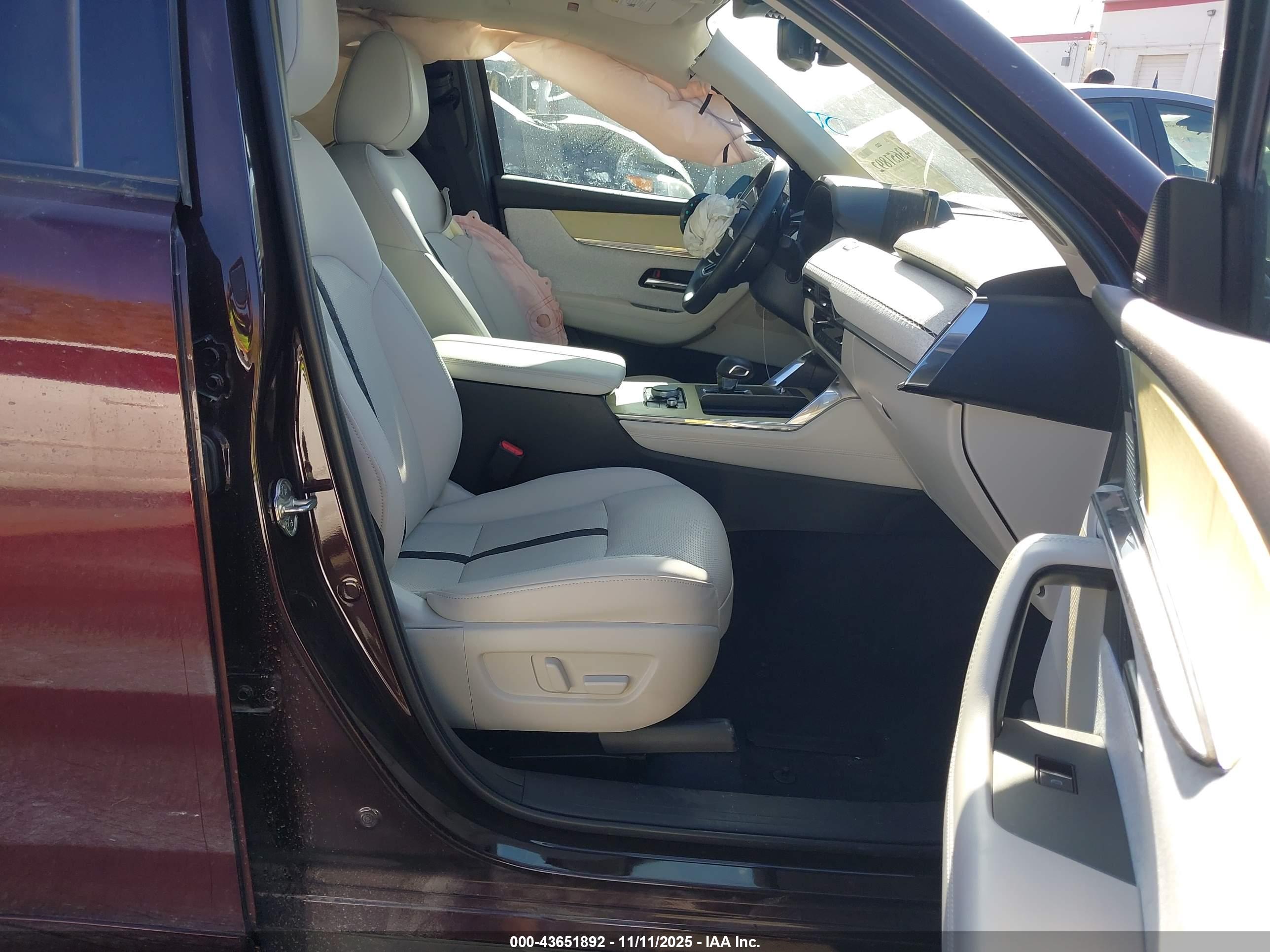 MAZDA CX-90 image 5
