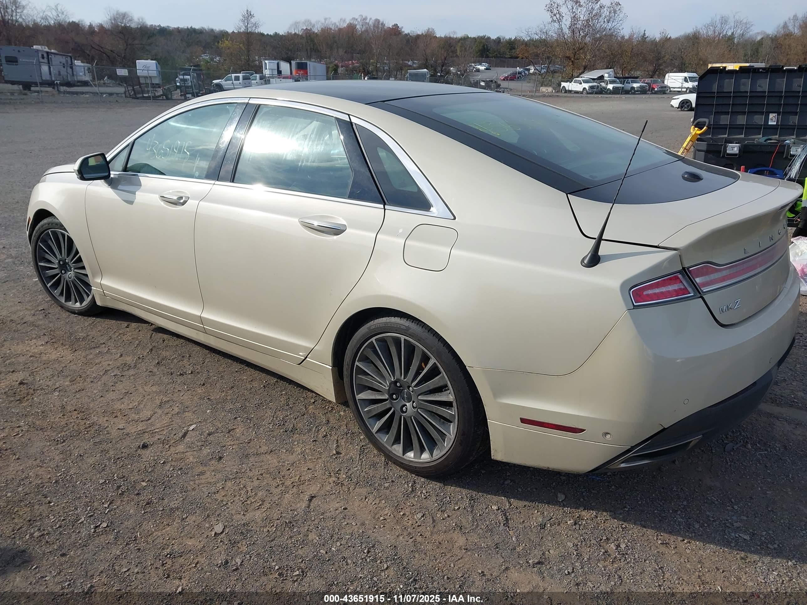 LINCOLN MKZ image 3