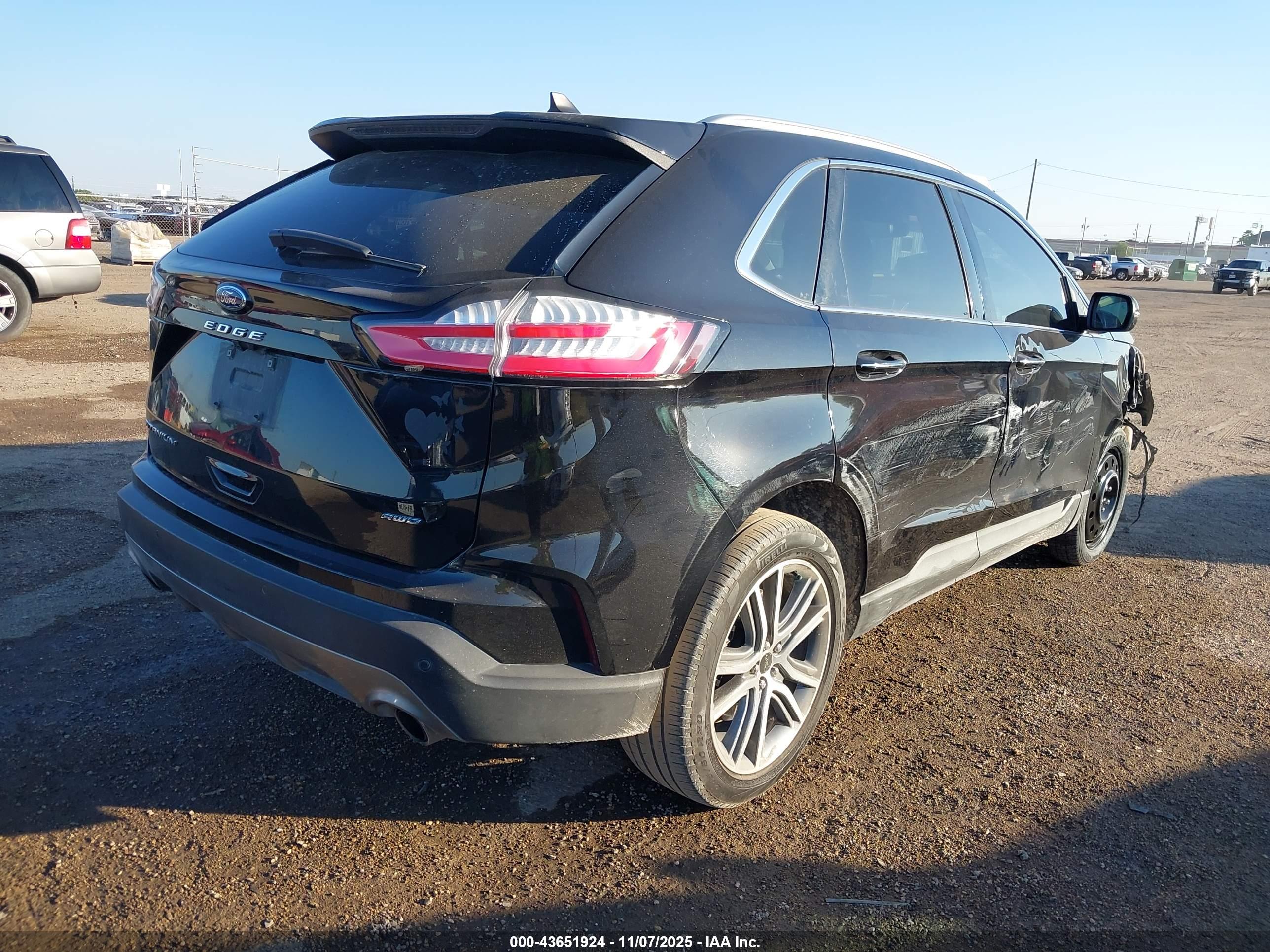 FORD EDGE image 4