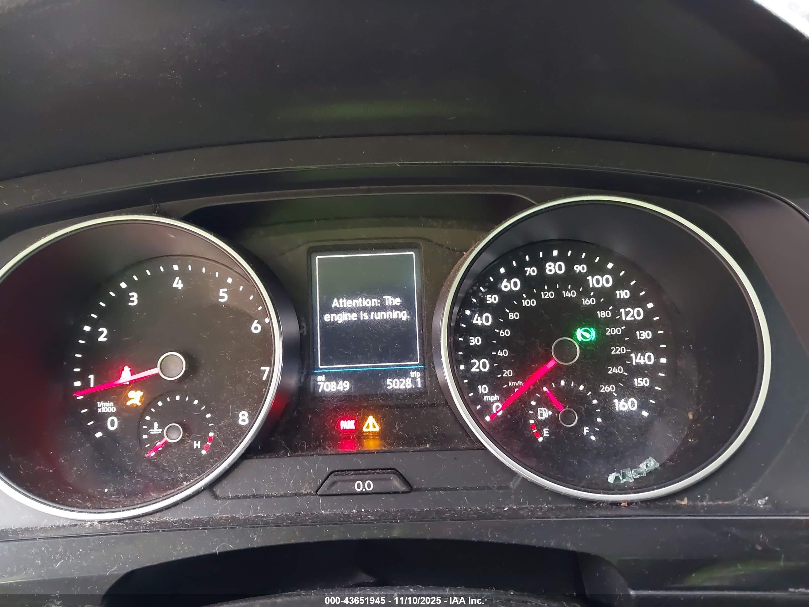 VOLKSWAGEN TIGUAN image 7