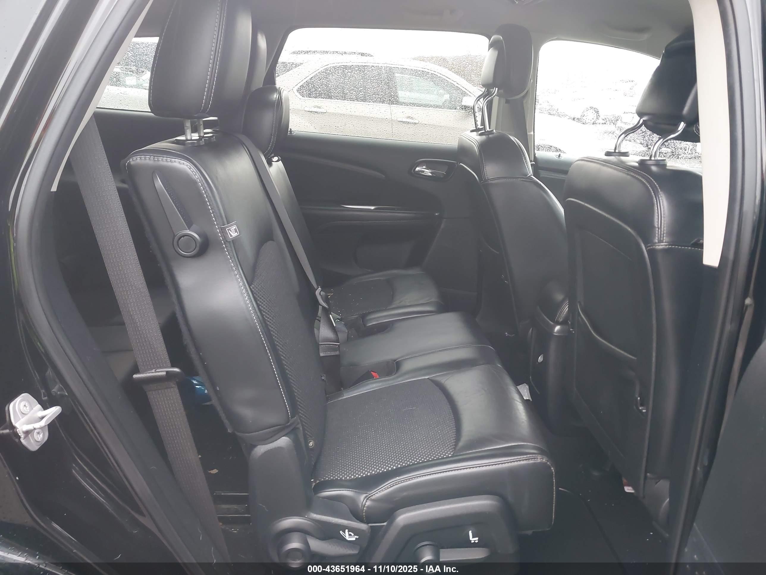 DODGE JOURNEY image 8