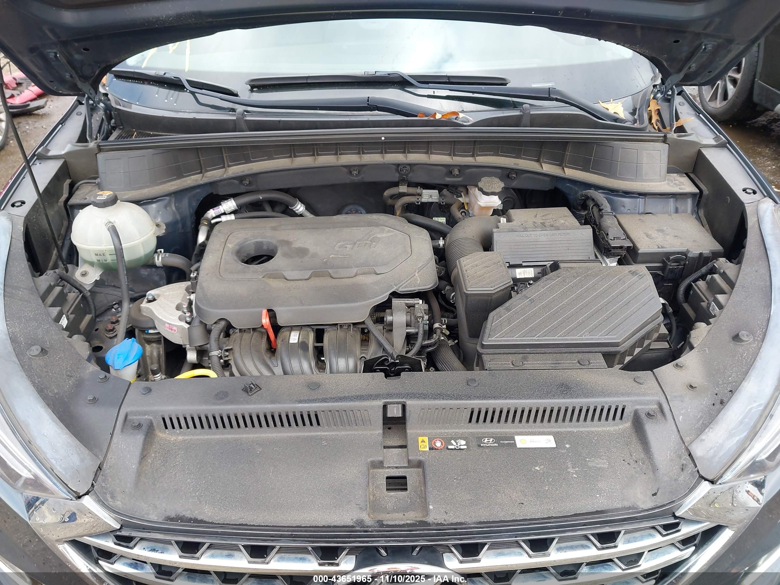 HYUNDAI TUCSON image 10