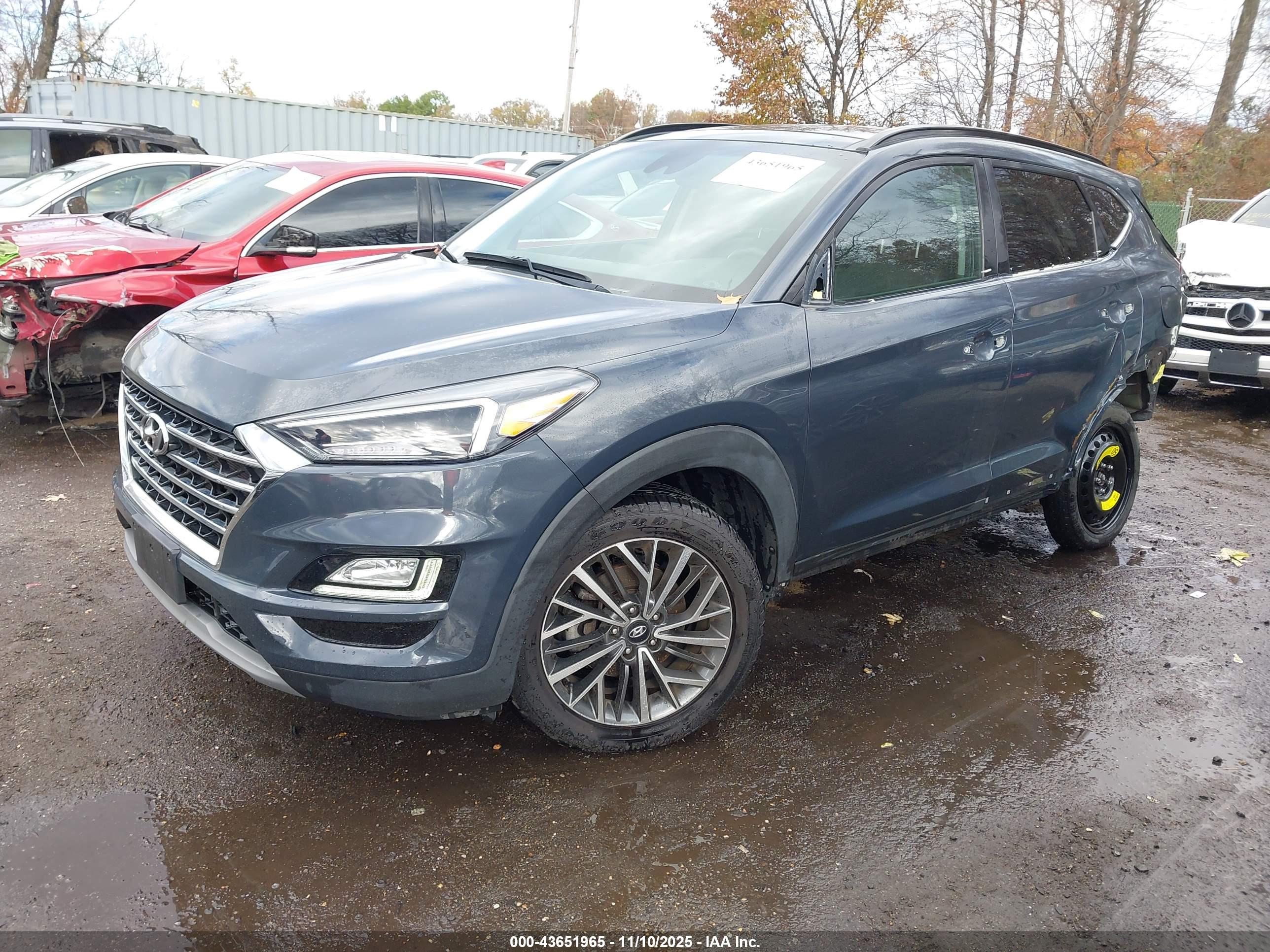 HYUNDAI TUCSON image 2