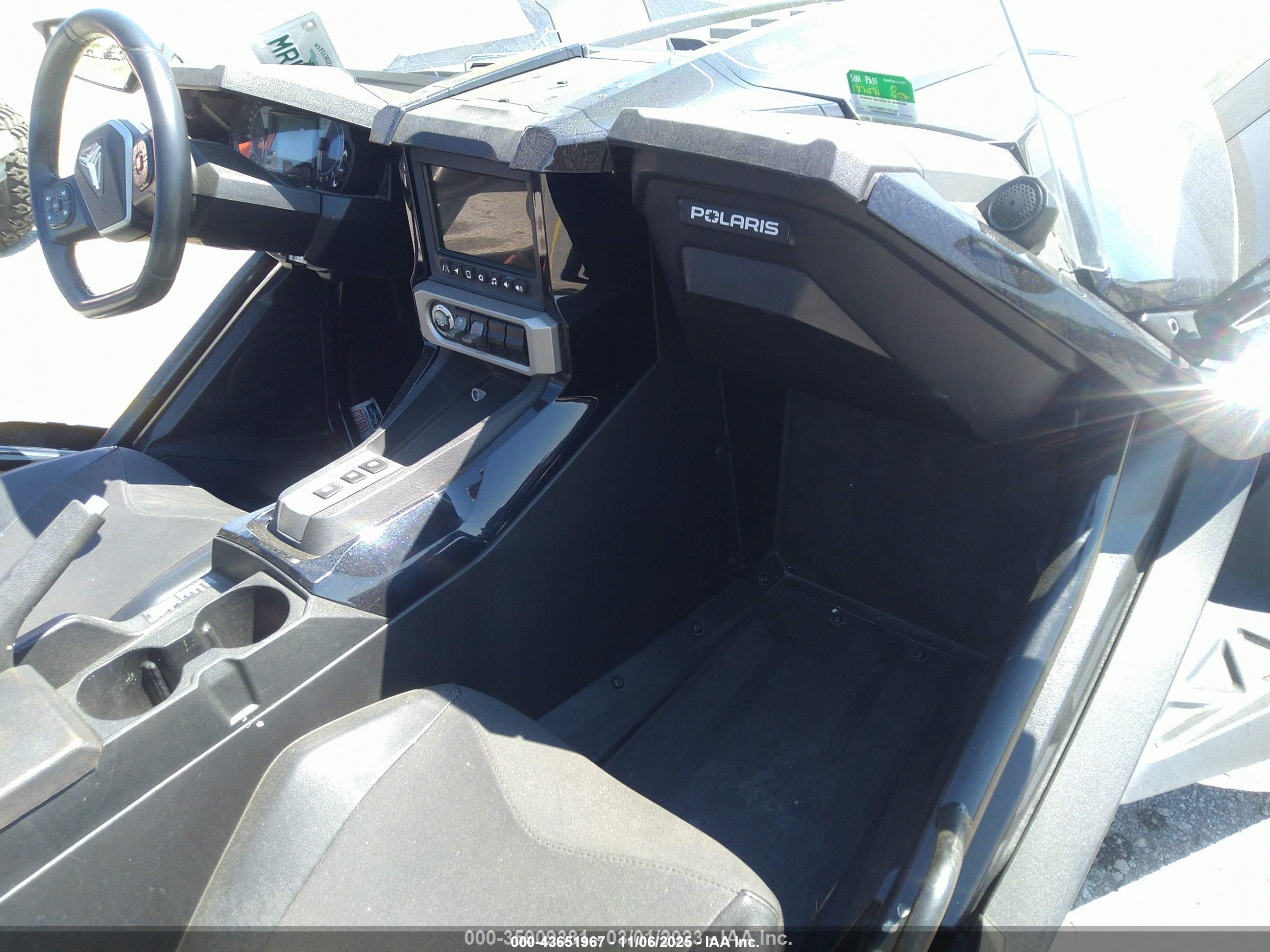 POLARIS SLINGSHOT image 5
