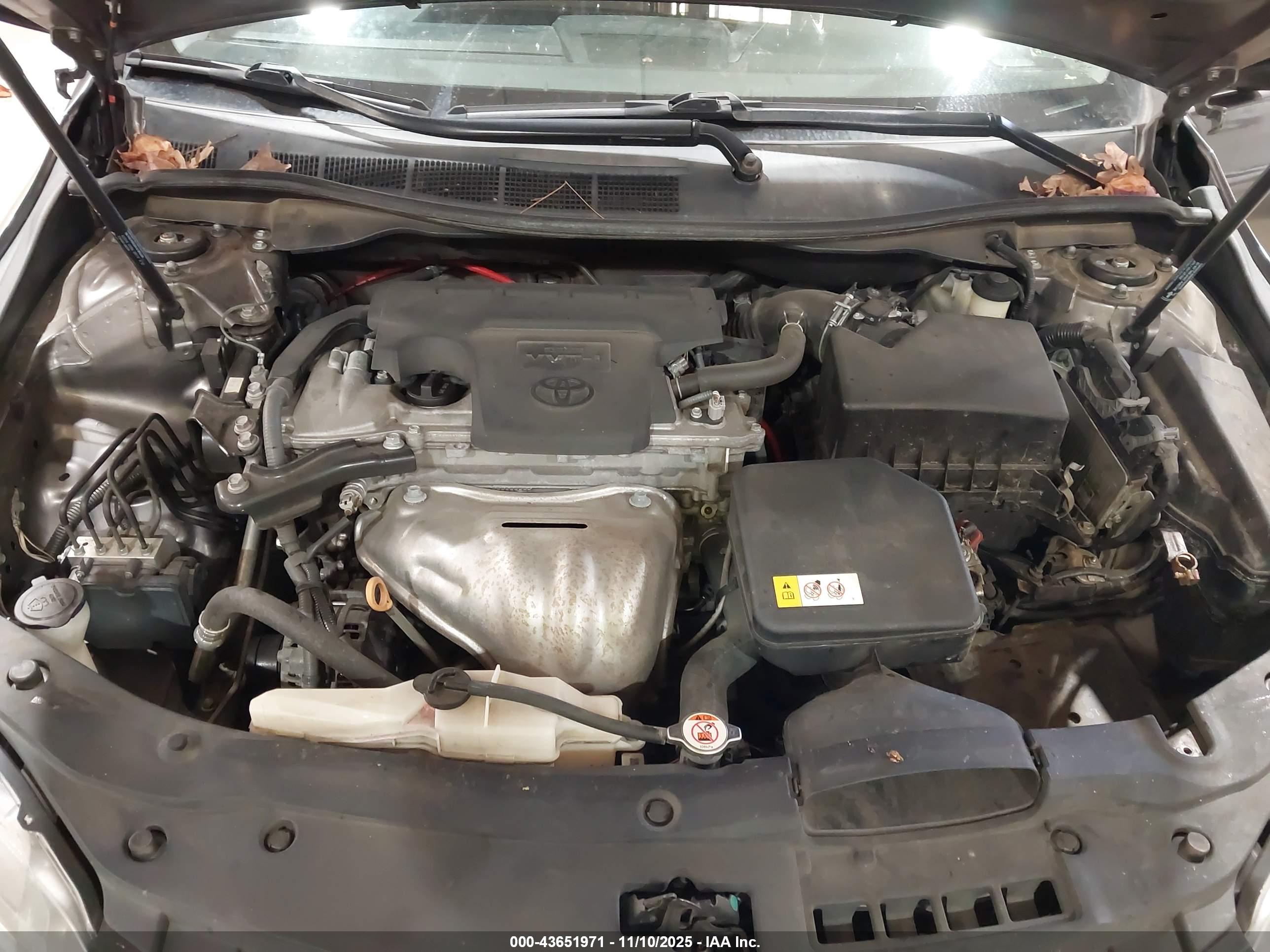 TOYOTA CAMRY image 10
