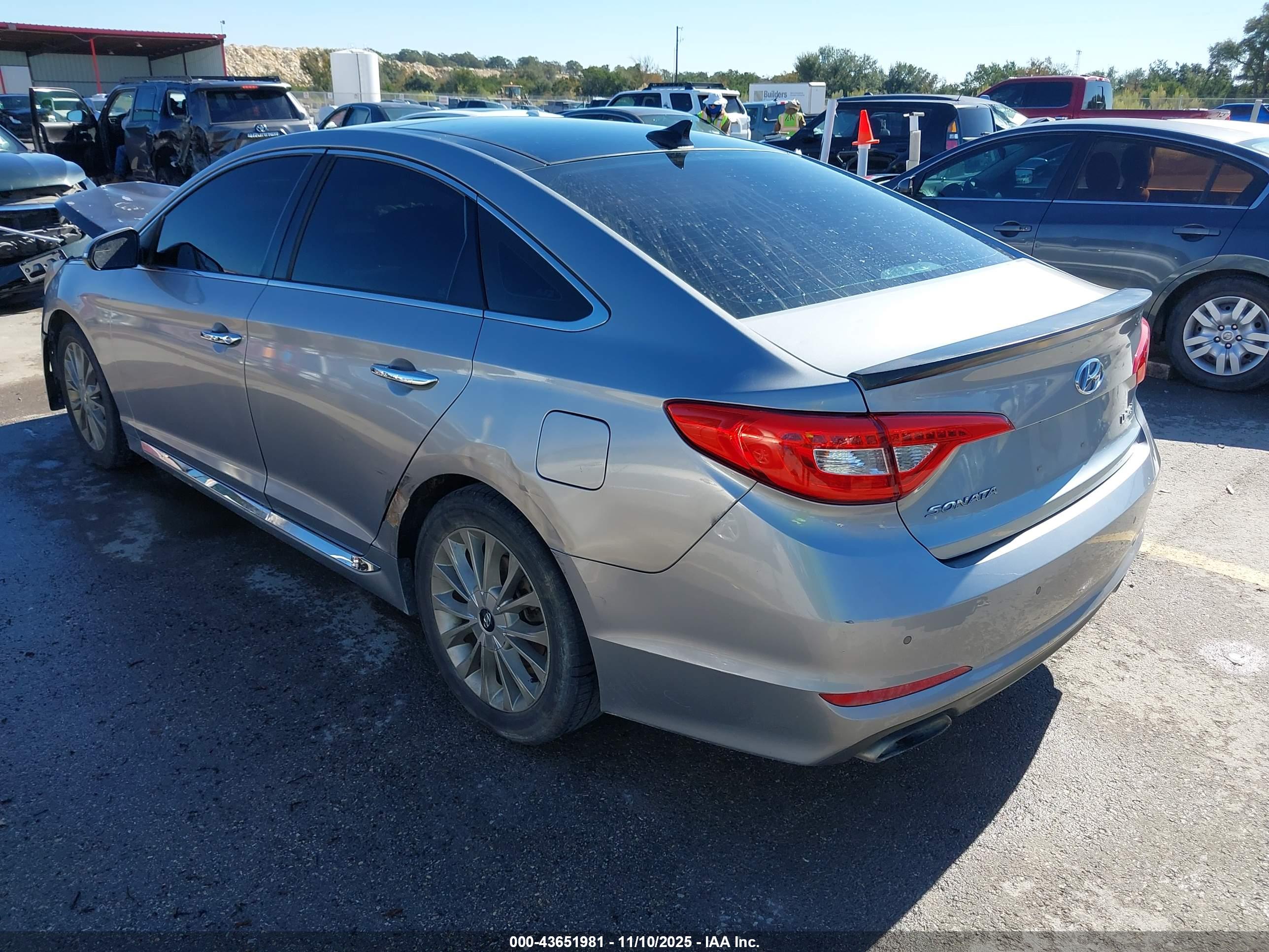 HYUNDAI SONATA image 3
