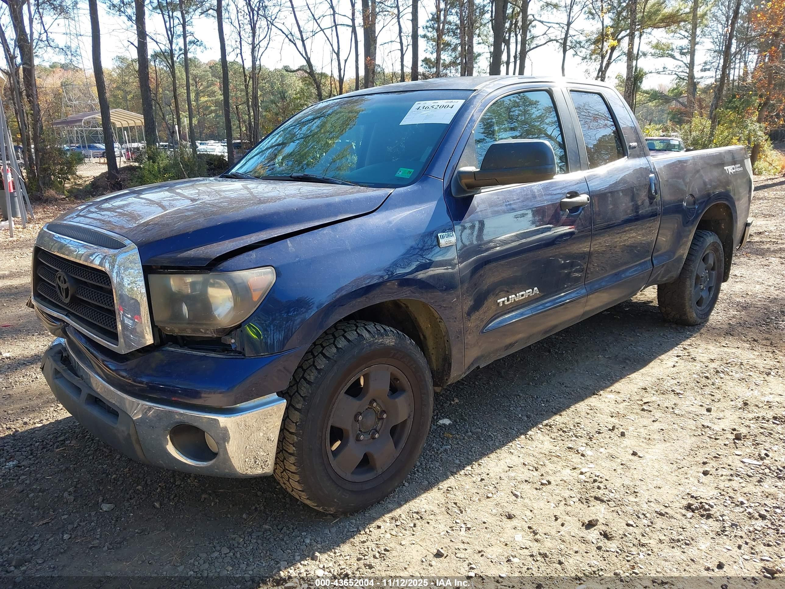TOYOTA TUNDRA image 2