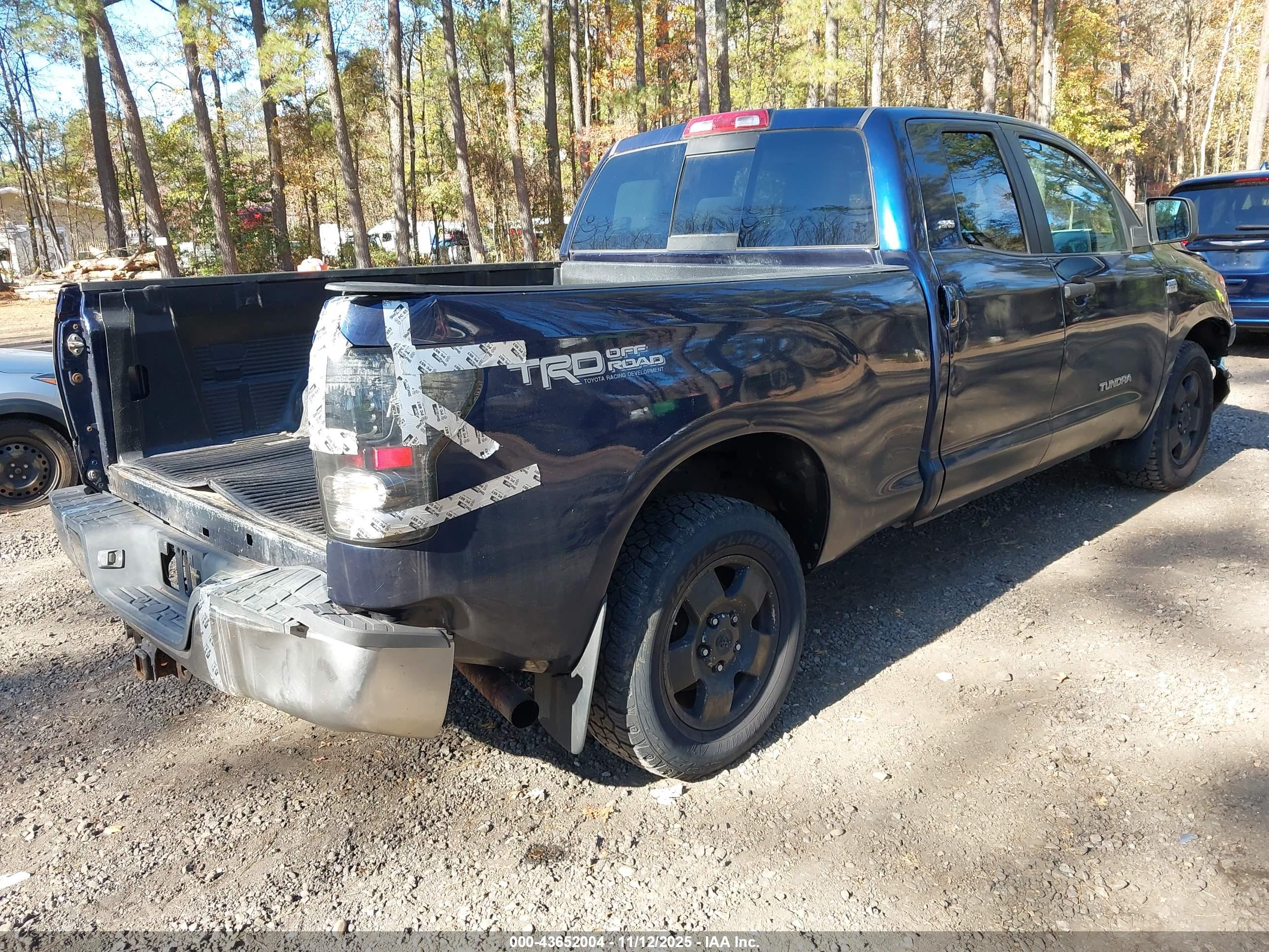 TOYOTA TUNDRA image 4