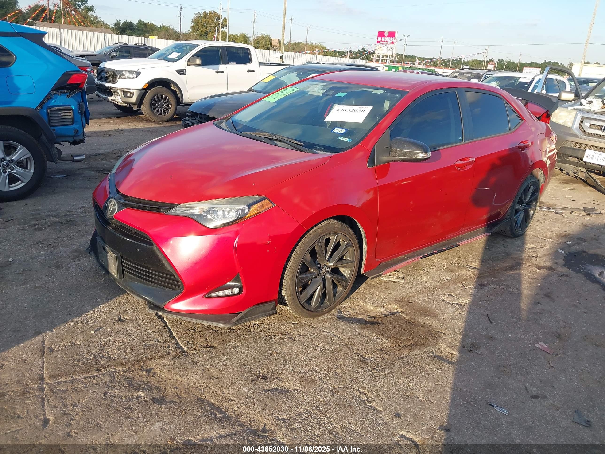 TOYOTA COROLLA image 2