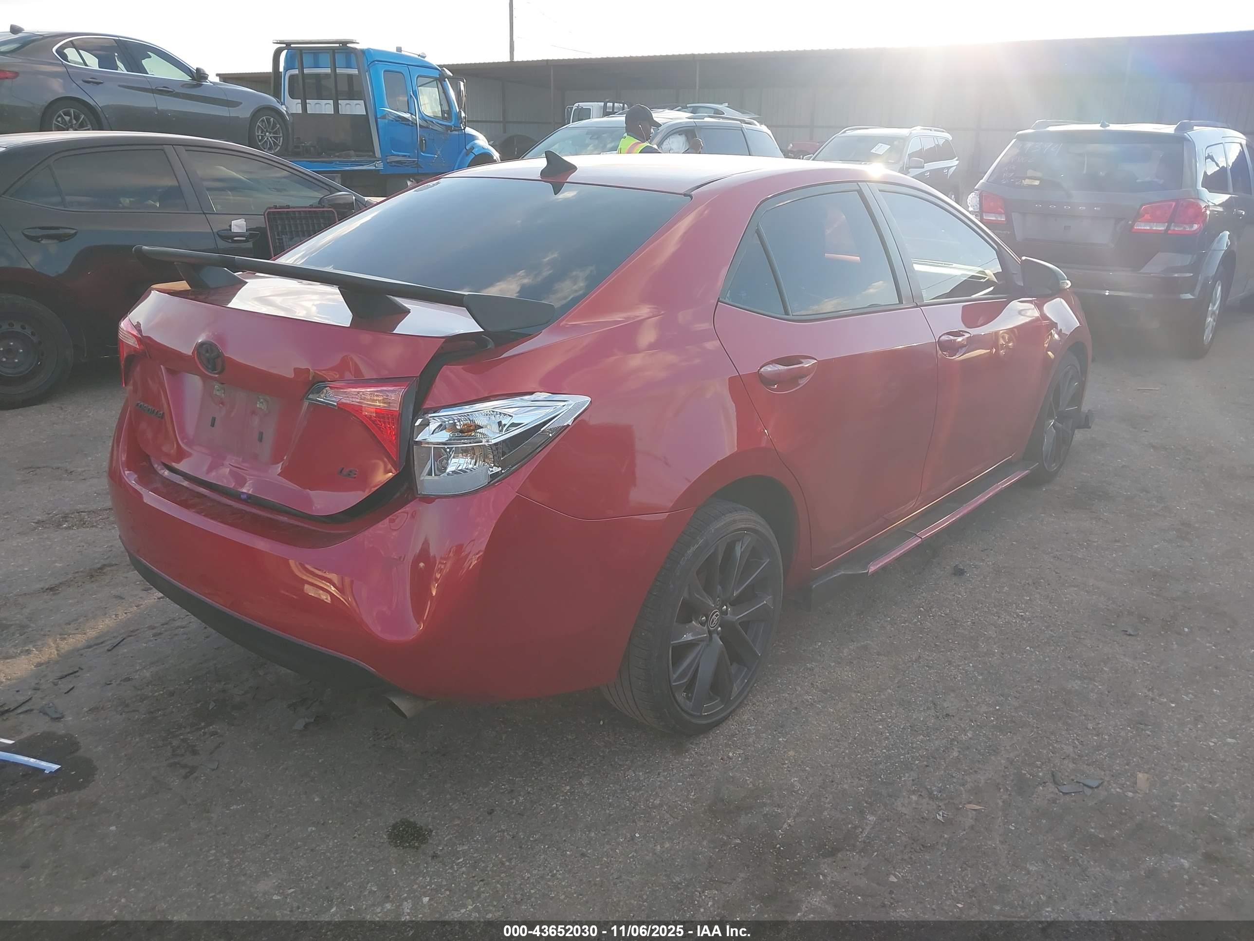 TOYOTA COROLLA image 4