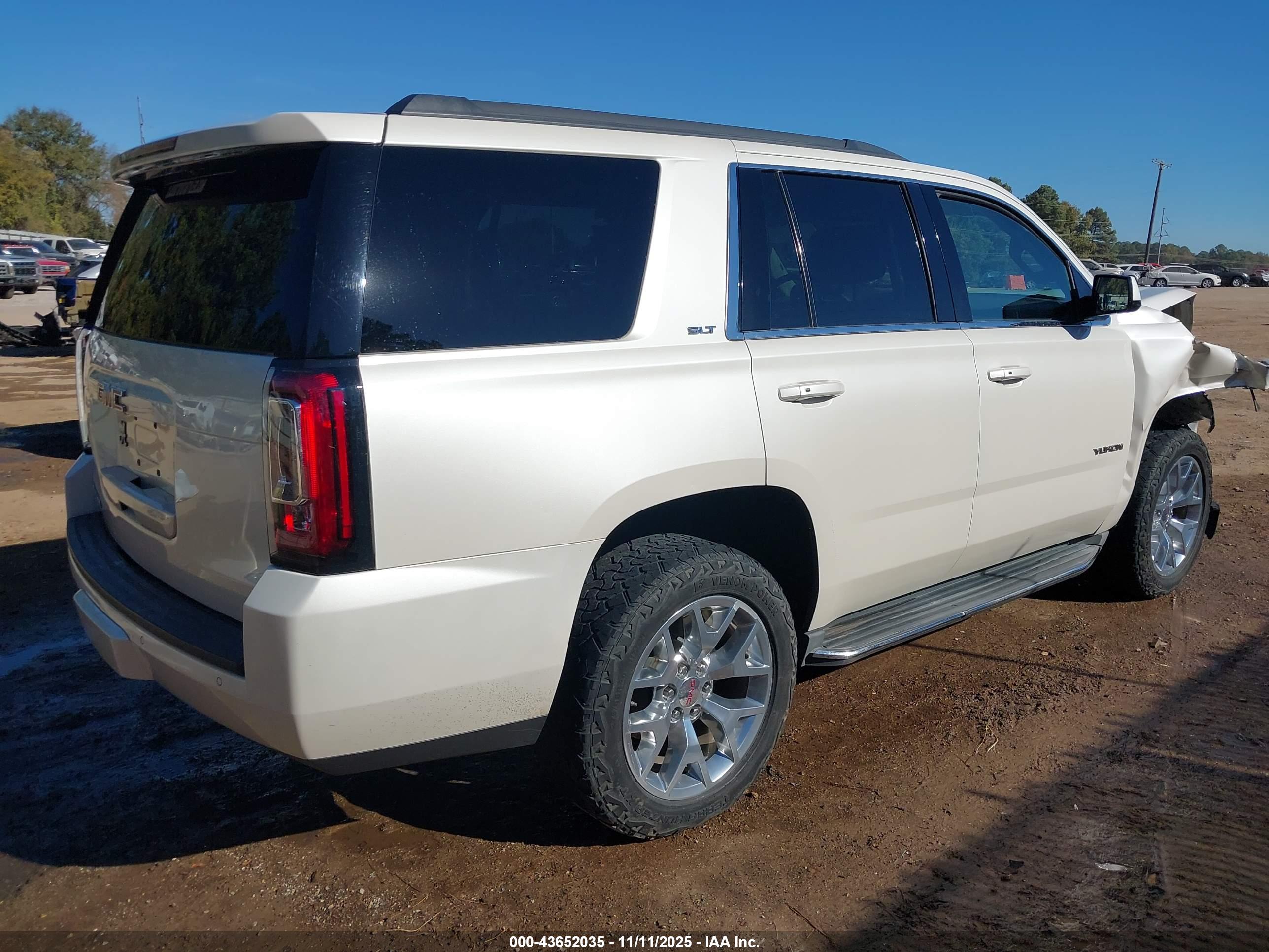 GMC YUKON image 4
