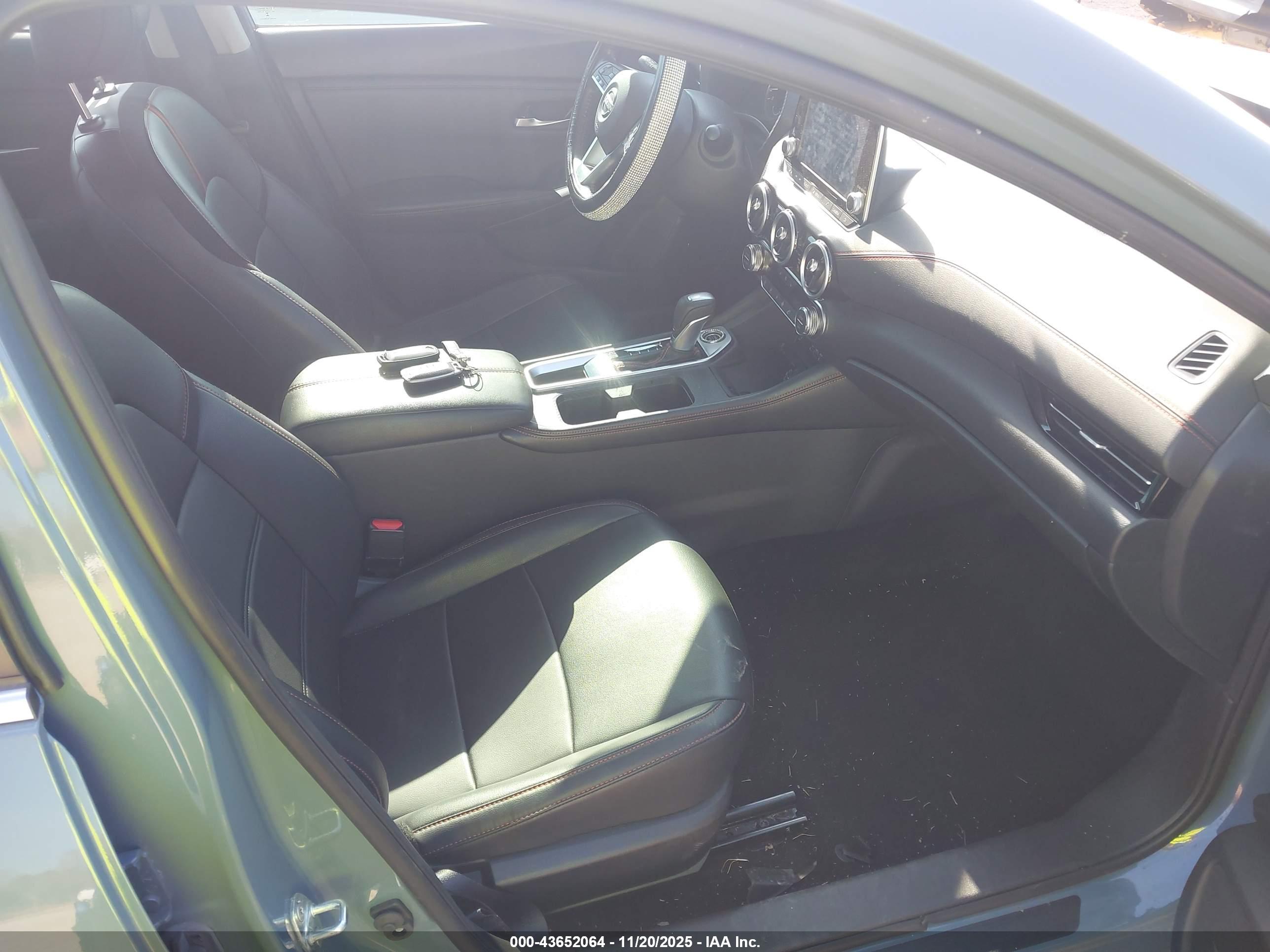 NISSAN SENTRA image 5