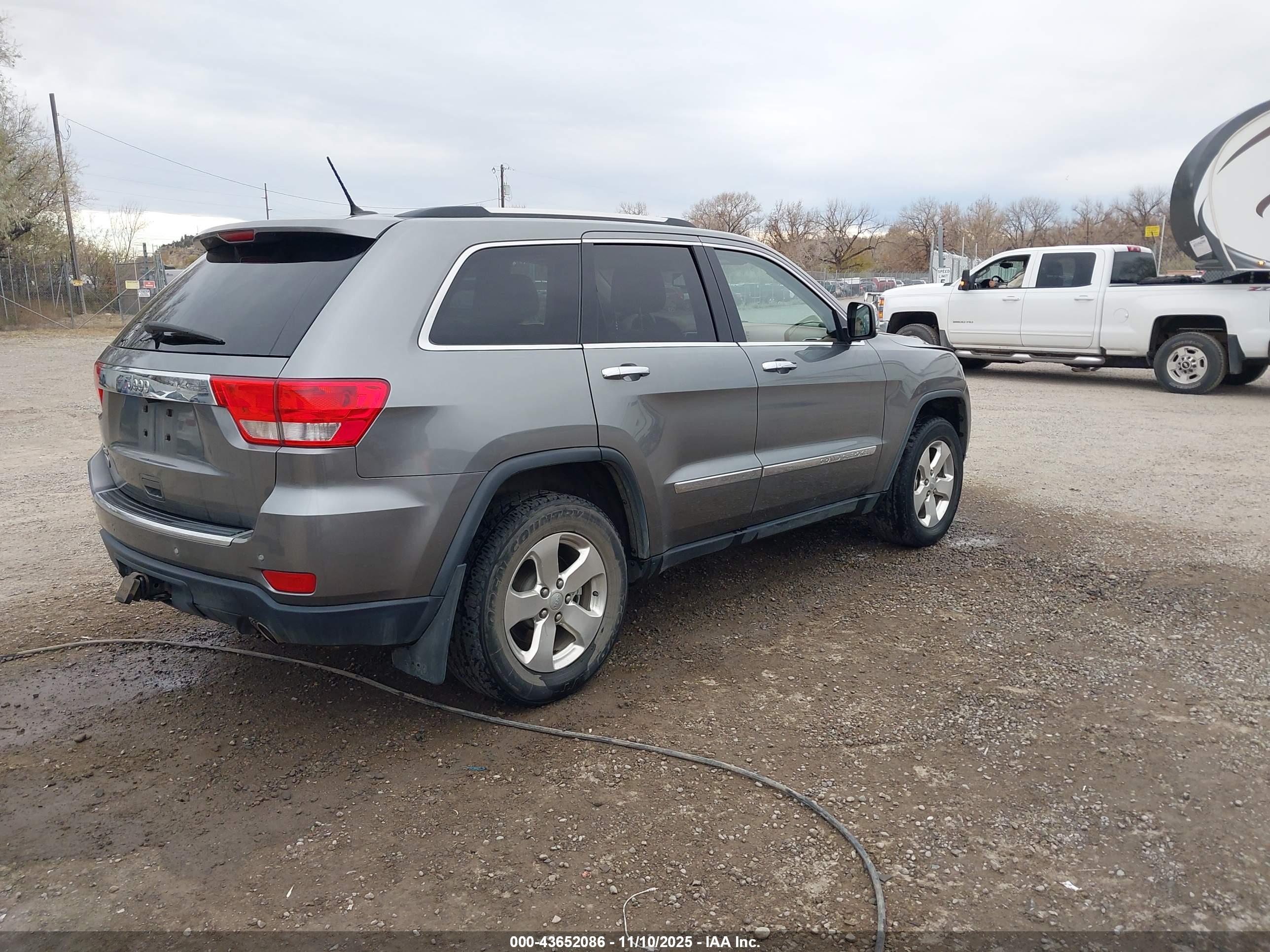 JEEP GRAND image 4