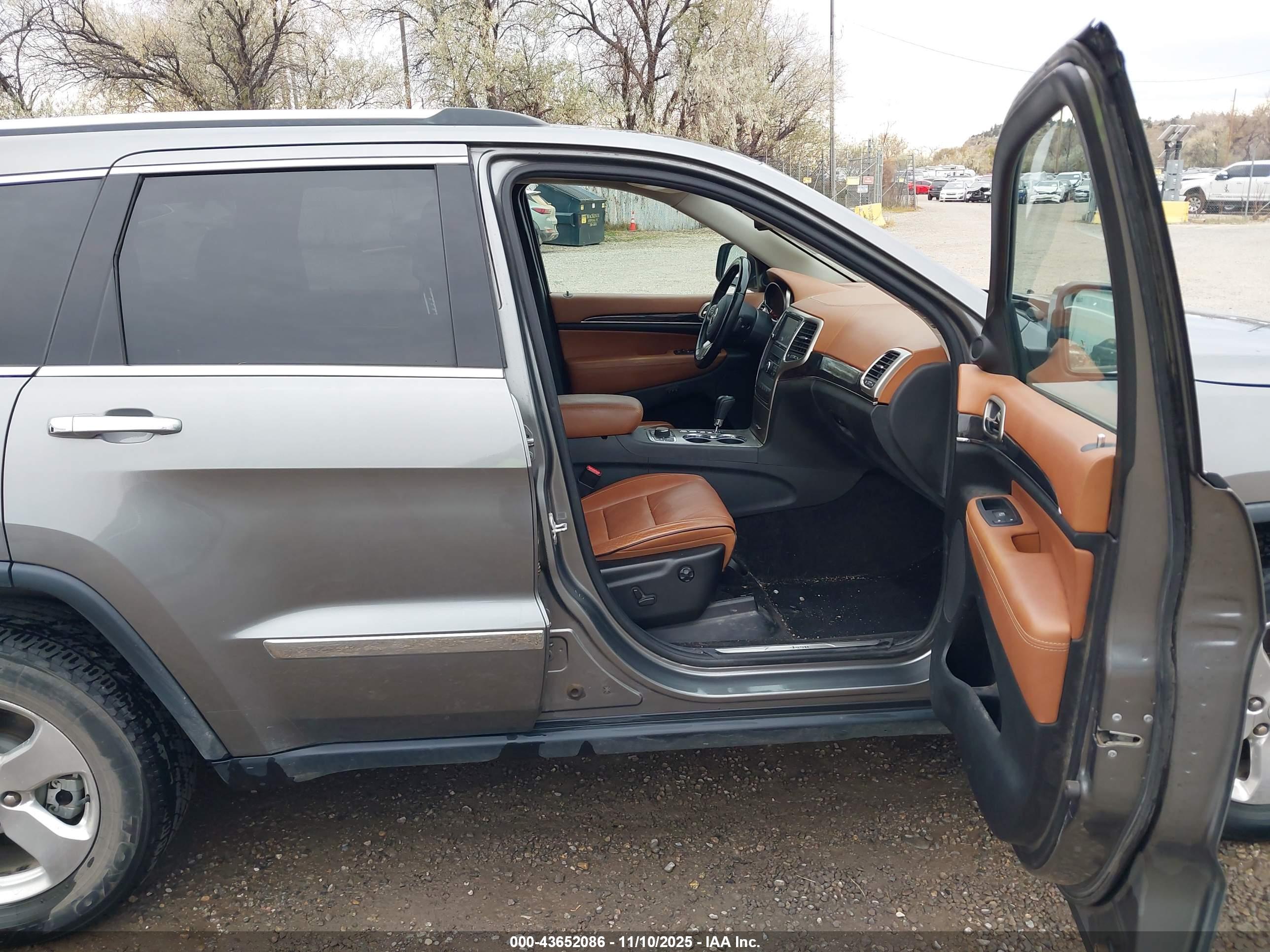 JEEP GRAND image 5