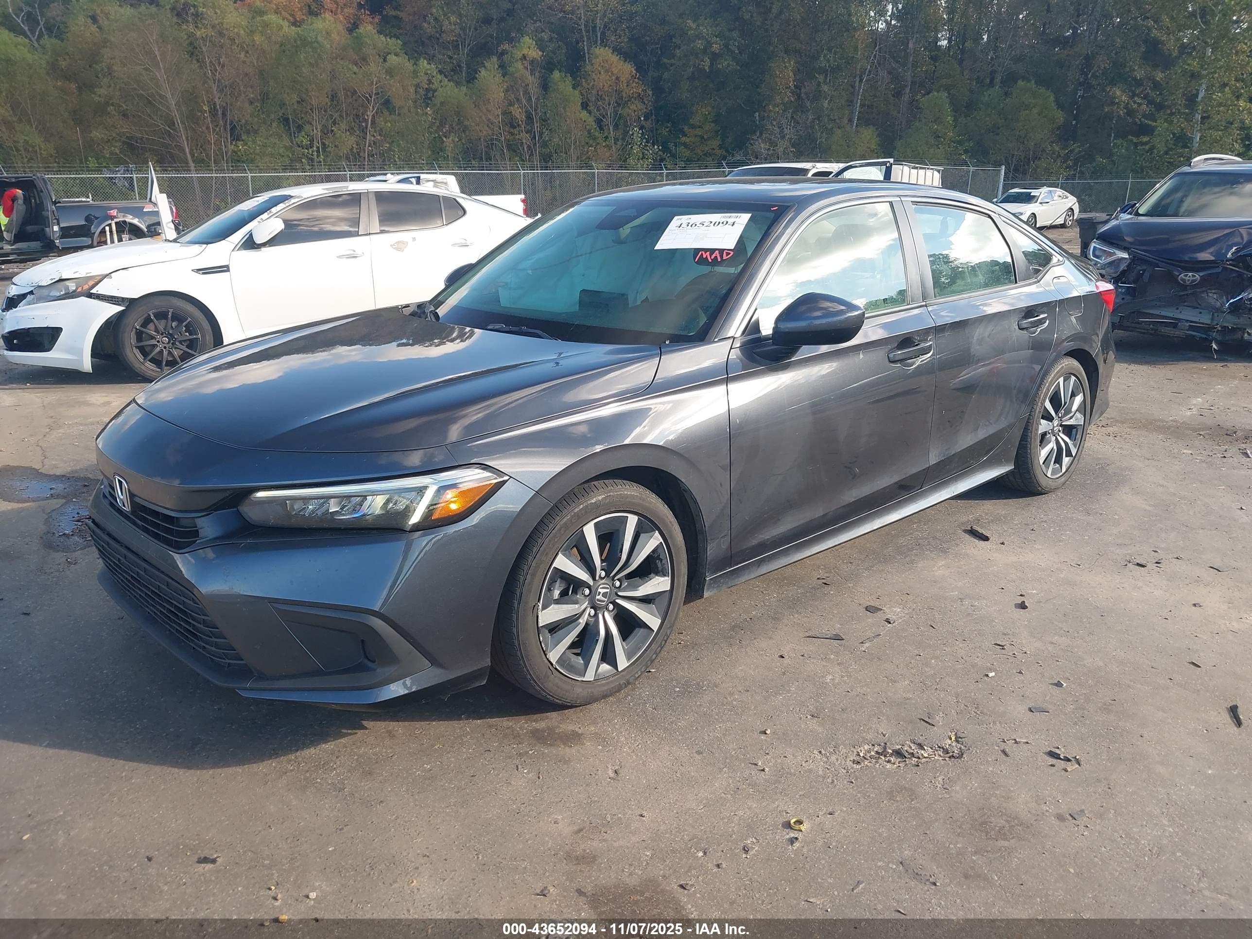 HONDA CIVIC image 2