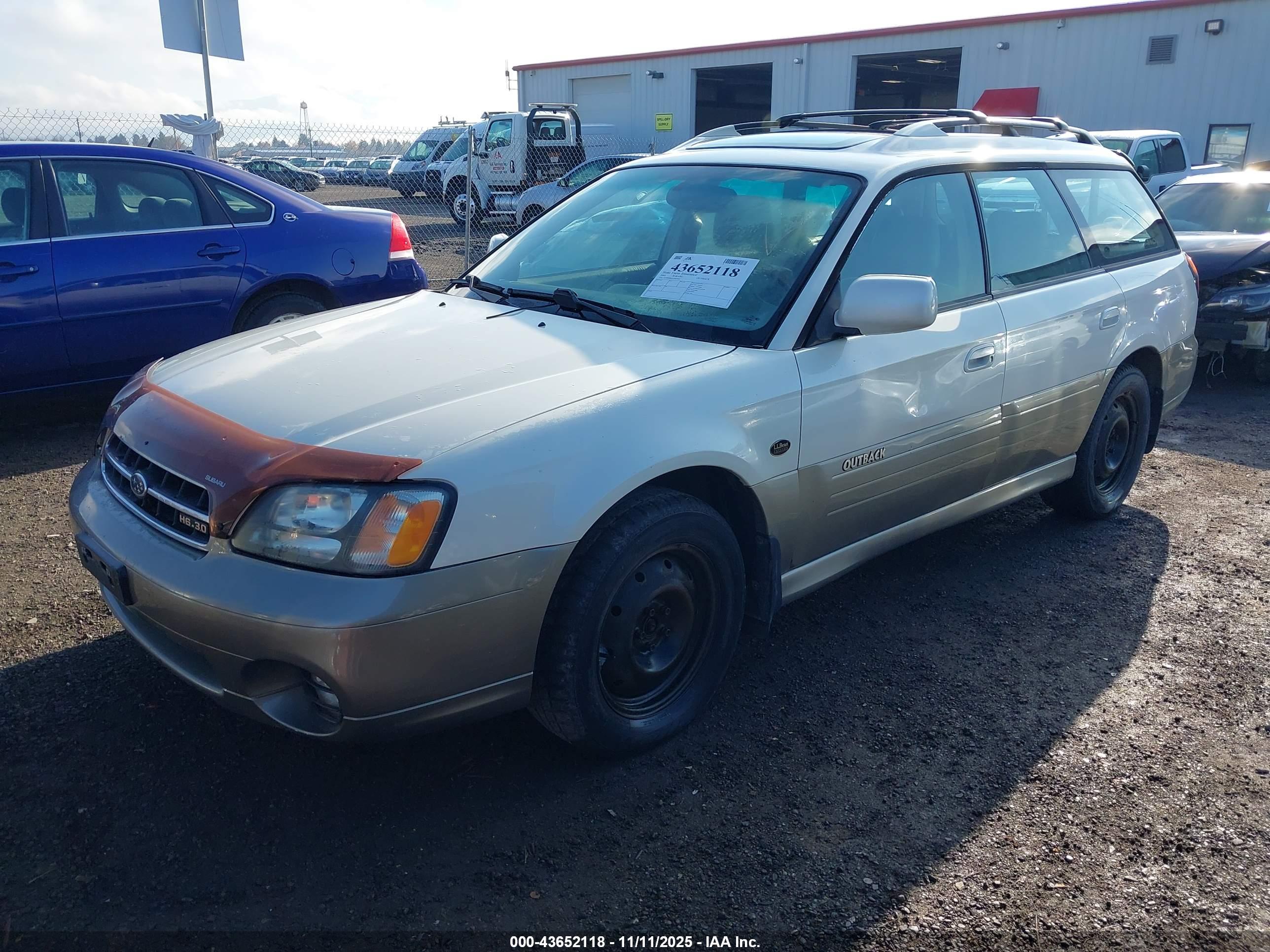SUBARU OUTBACK image 2