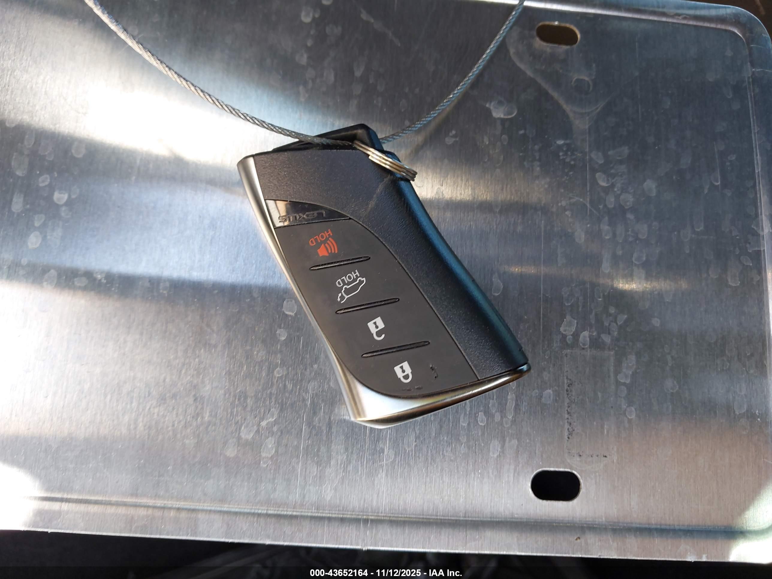 LEXUS RX image 11