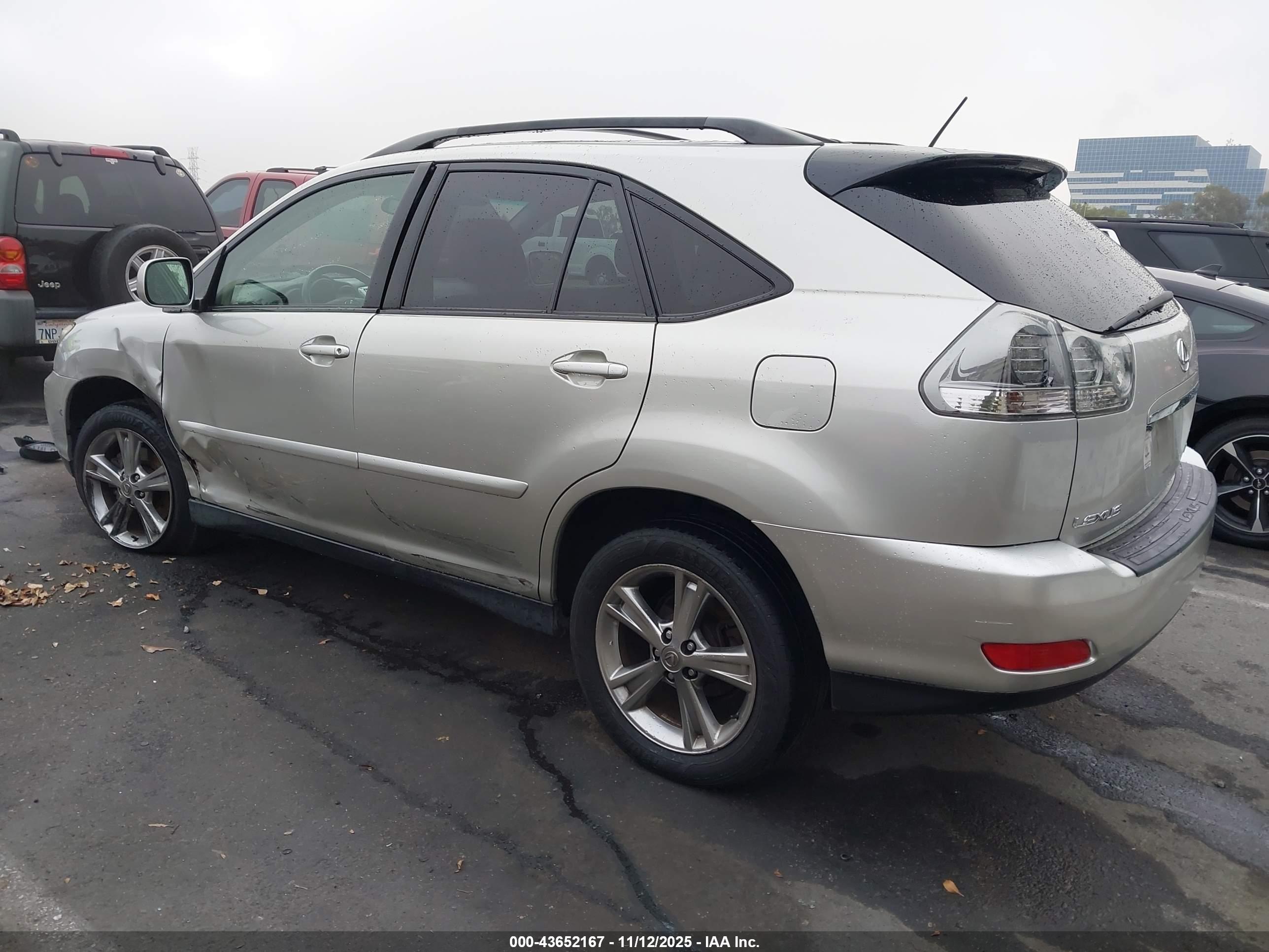 LEXUS RX image 3
