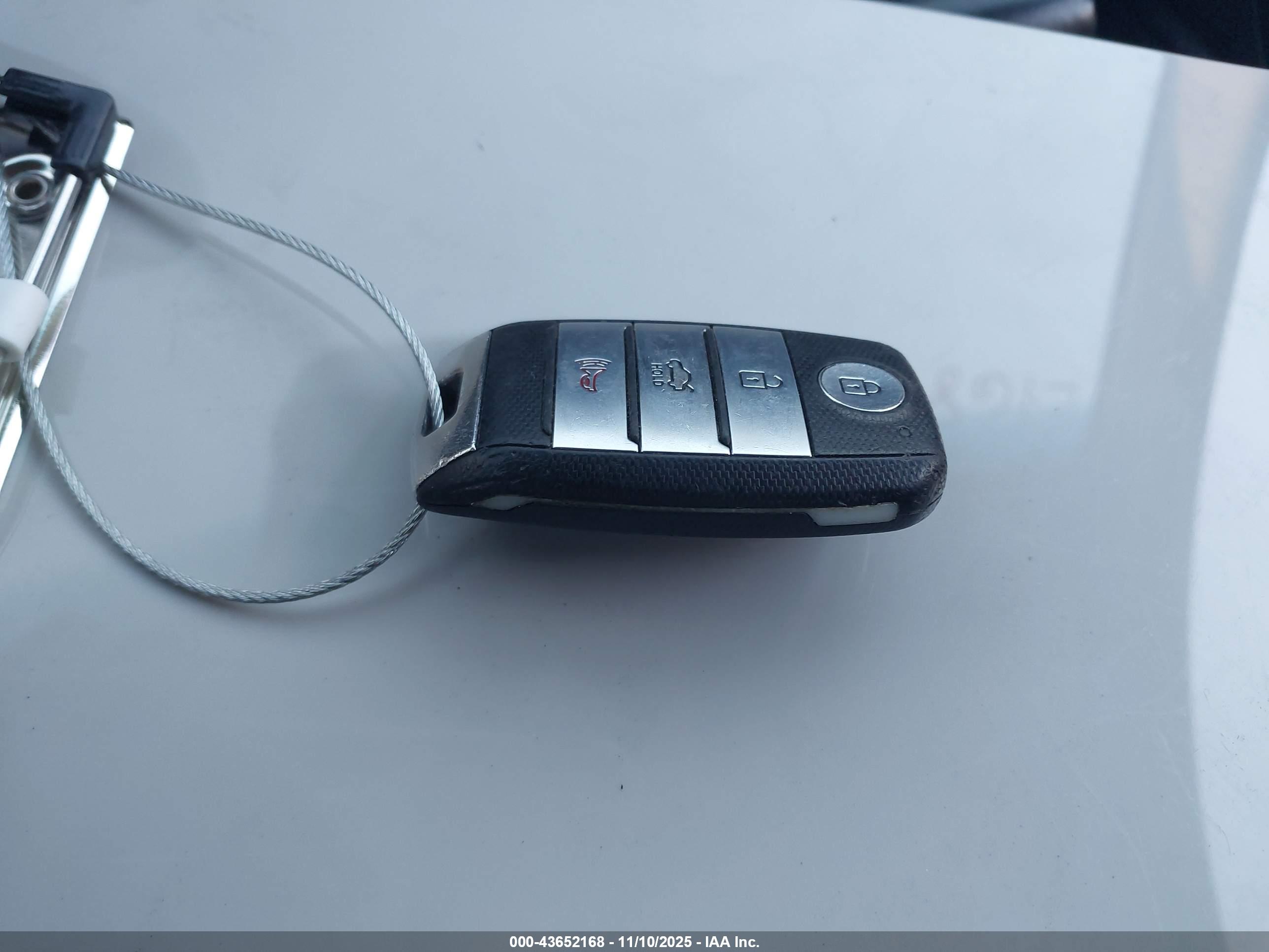 KIA OPTIMA image 11