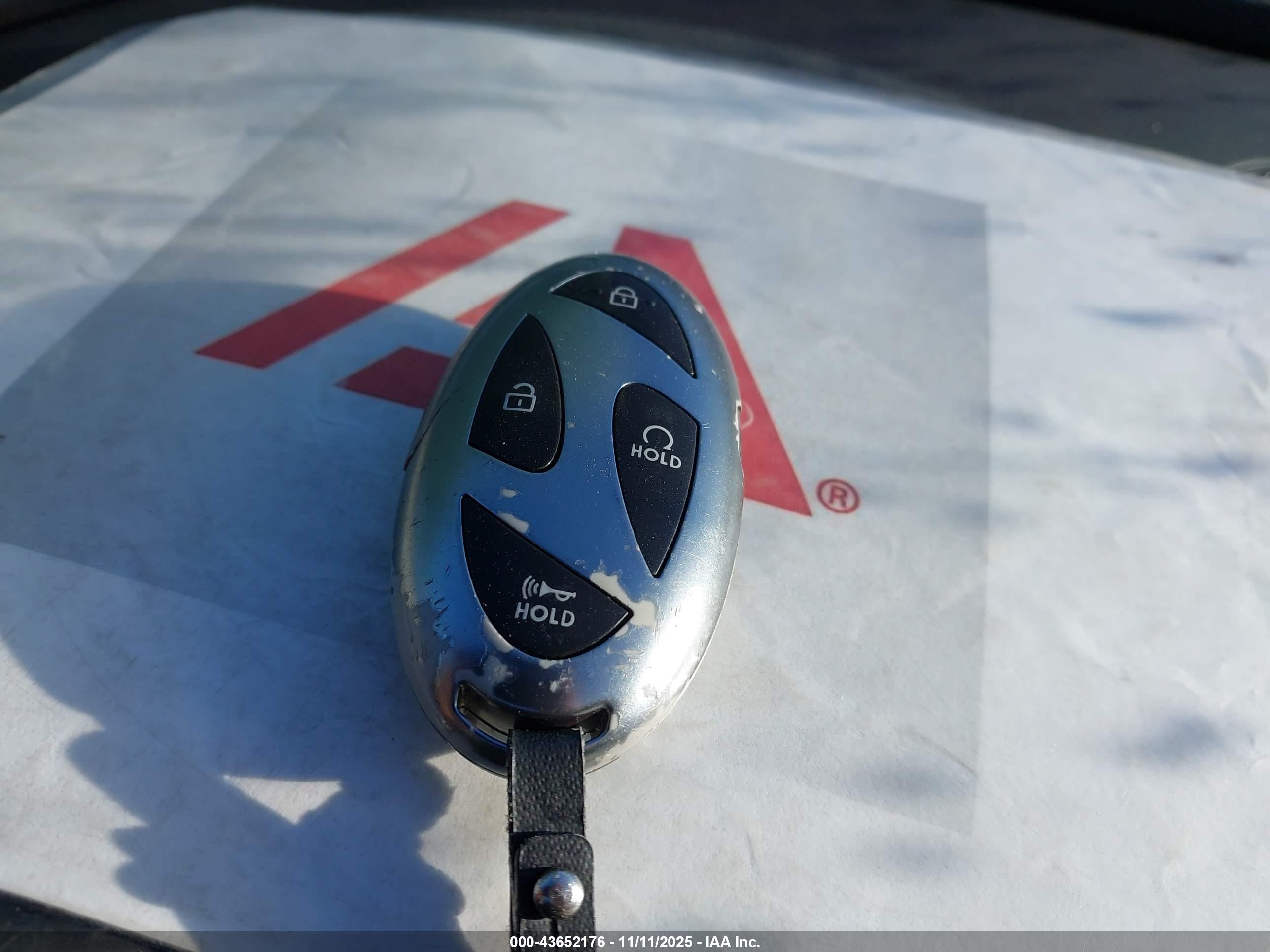 HYUNDAI ELANTRA image 11