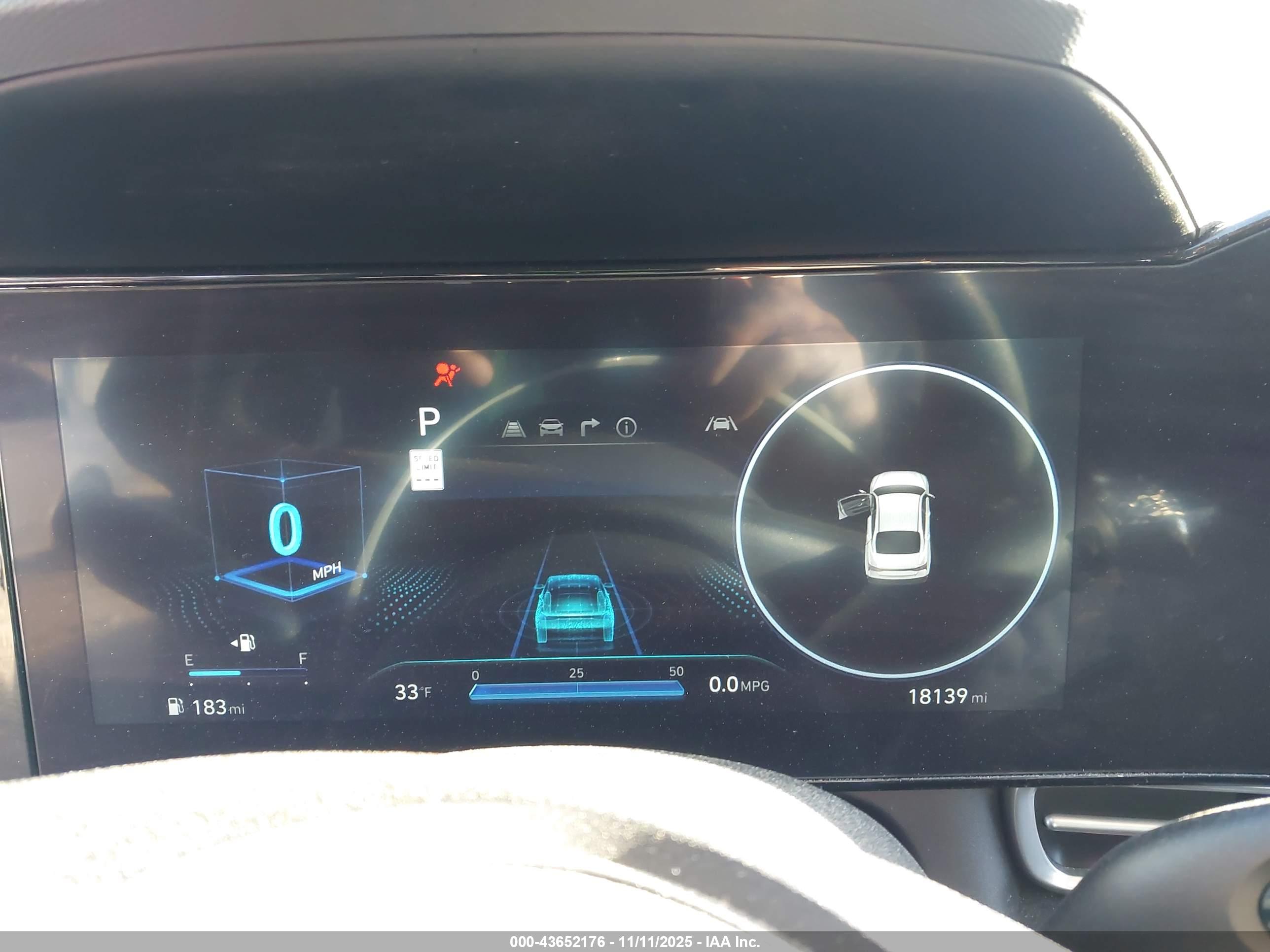 HYUNDAI ELANTRA image 7