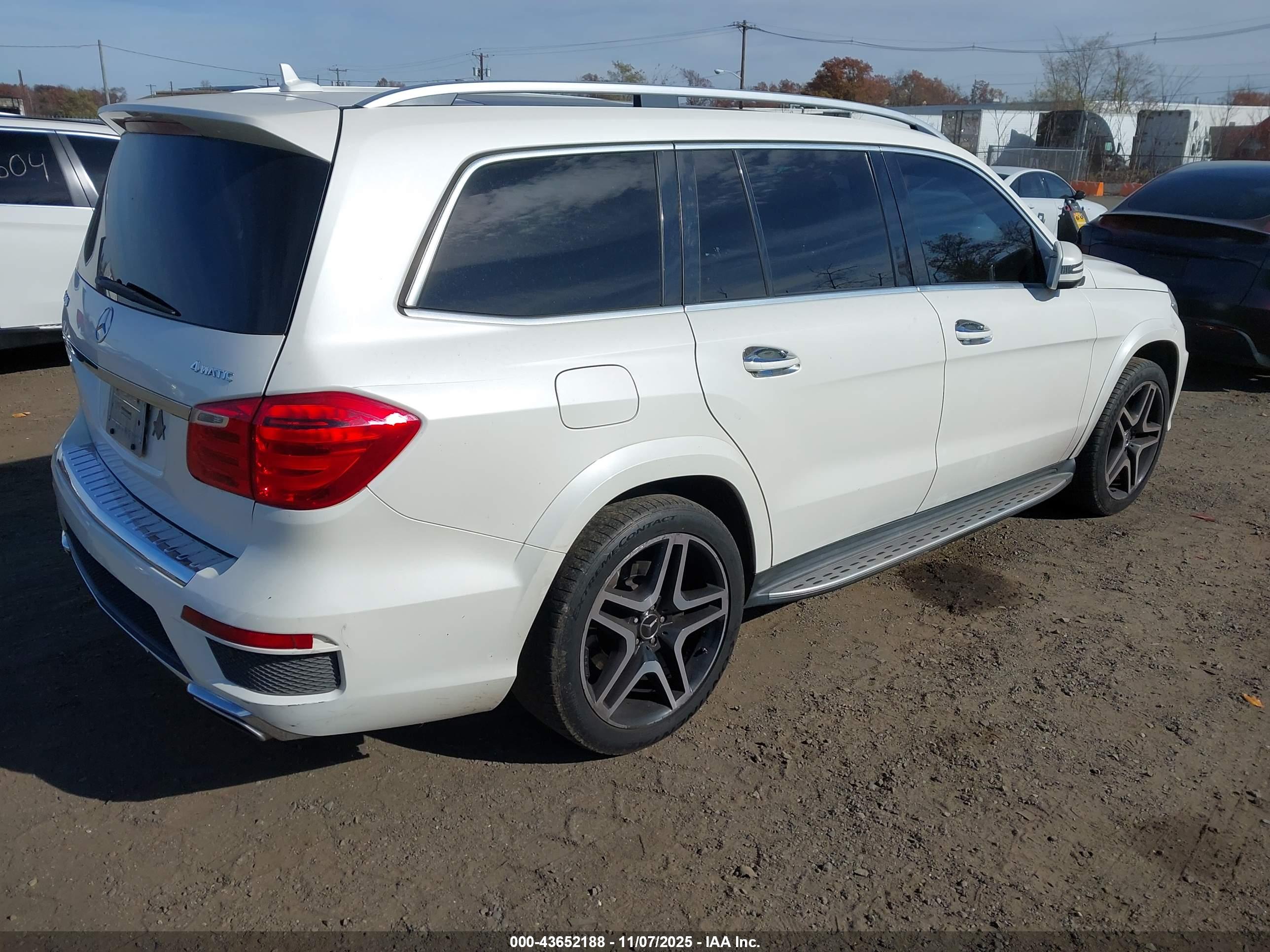 MERCEDES-BENZ GL-CLASS image 4