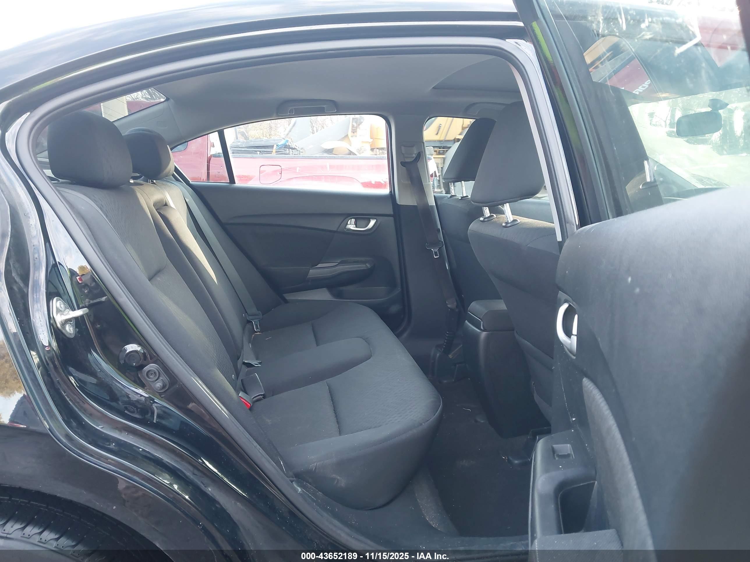 HONDA CIVIC image 8